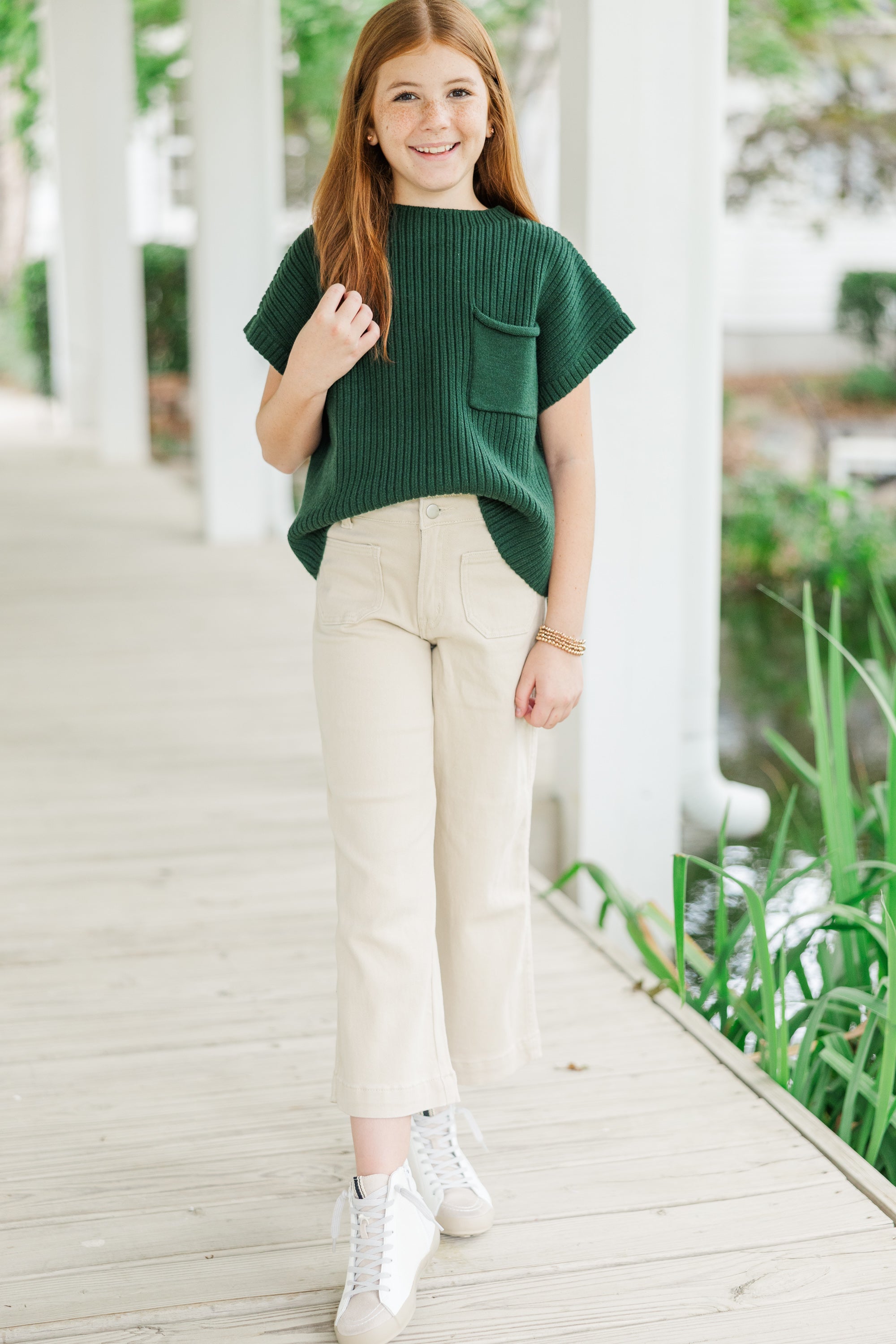 Girls' Must-Have Emerald Green Short Sleeve Sweater: Open Your Fashion World!