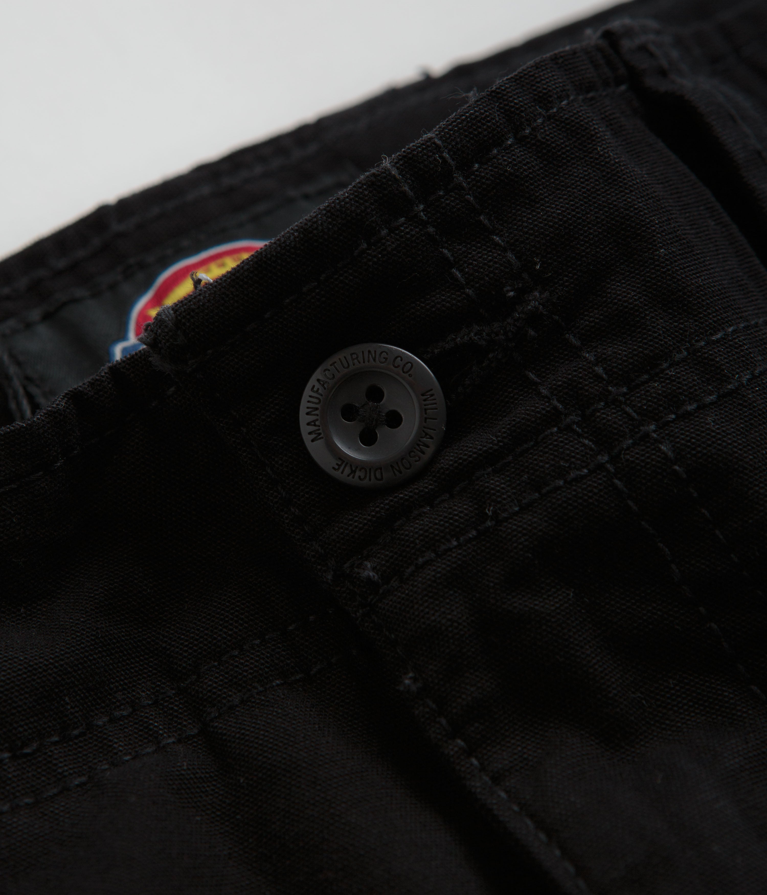 Dickies Johnson Black Cargo Pants - A Must - Have for Style and Function