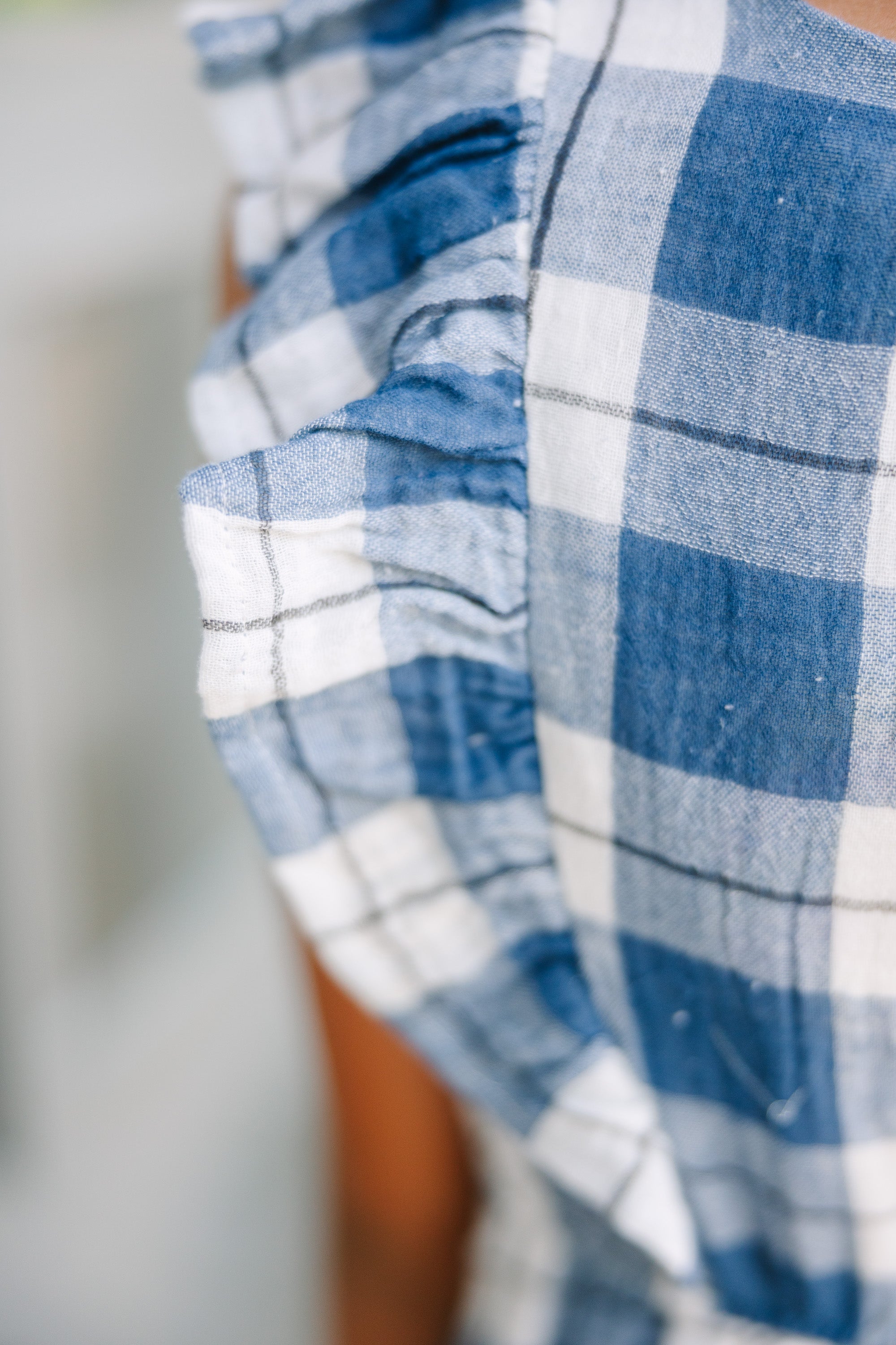 Adorable Girls' Blue Gingham Dress for a Perfect Day Out