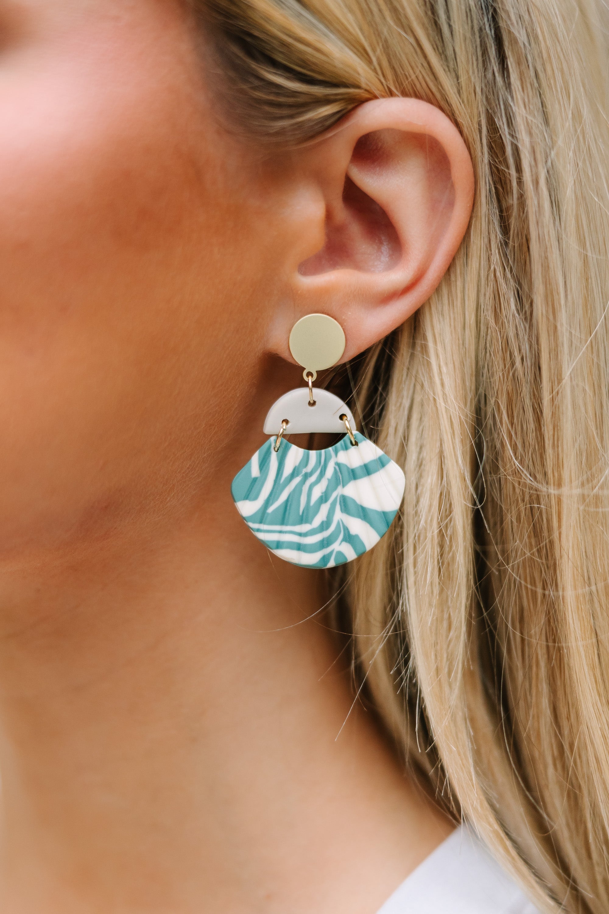 Irresistible Good To Be Here Green Earrings