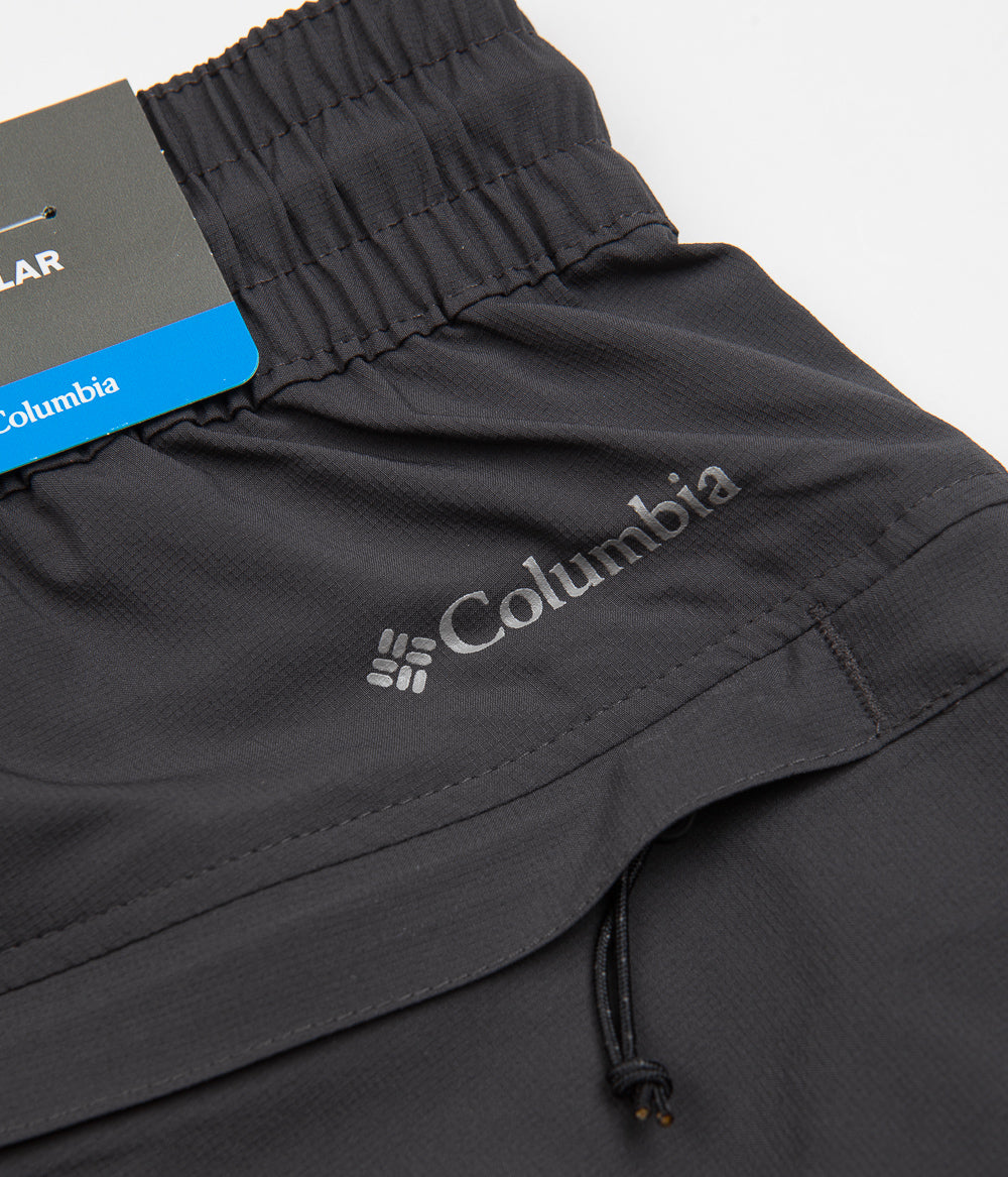 Columbia Shark Grey Coral Ridge Shorts - Unleash Your Outdoor Spirit
