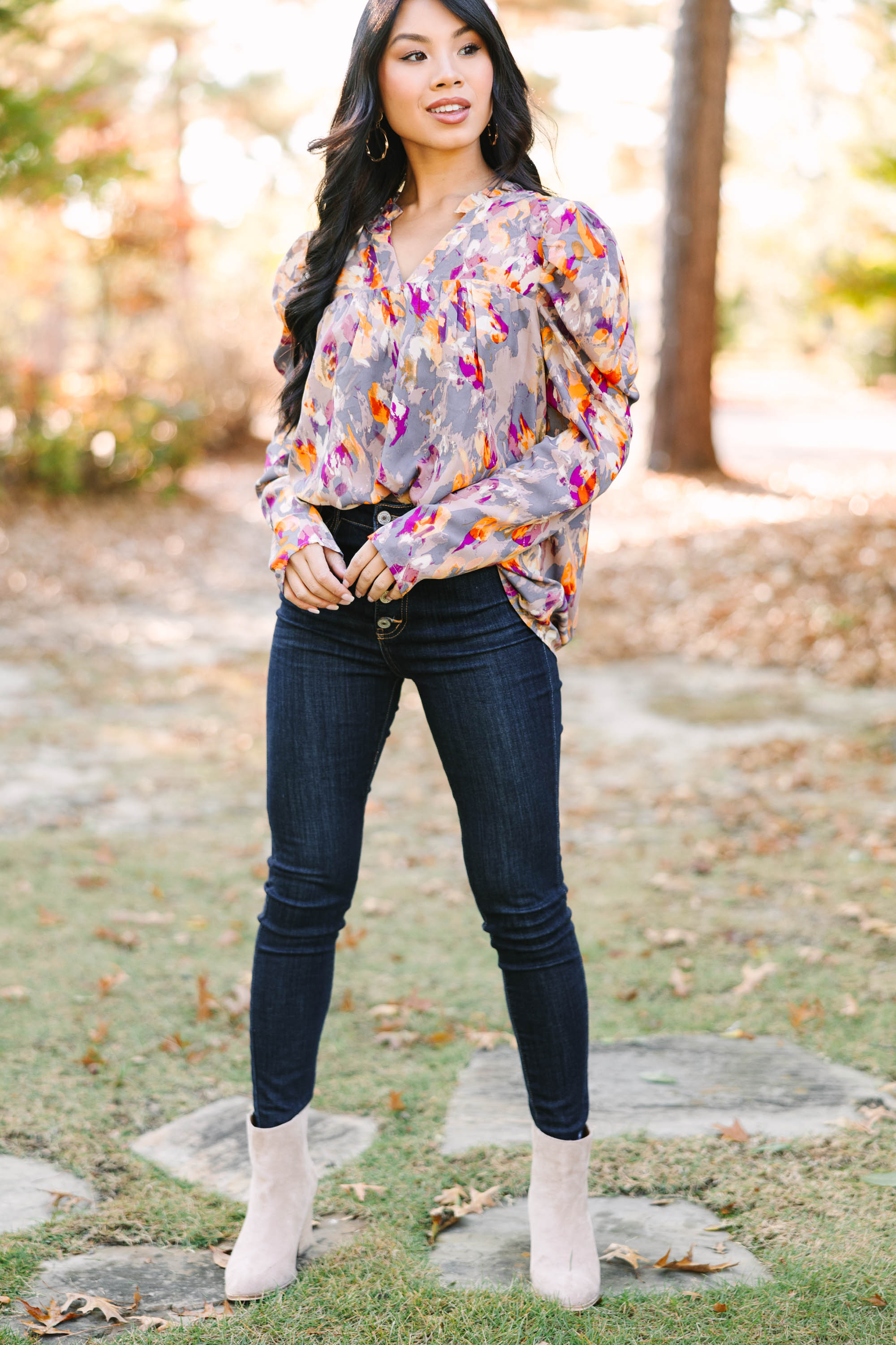 Stylish All-In-Order Gray Abstract Blouse - A Must-Have!
