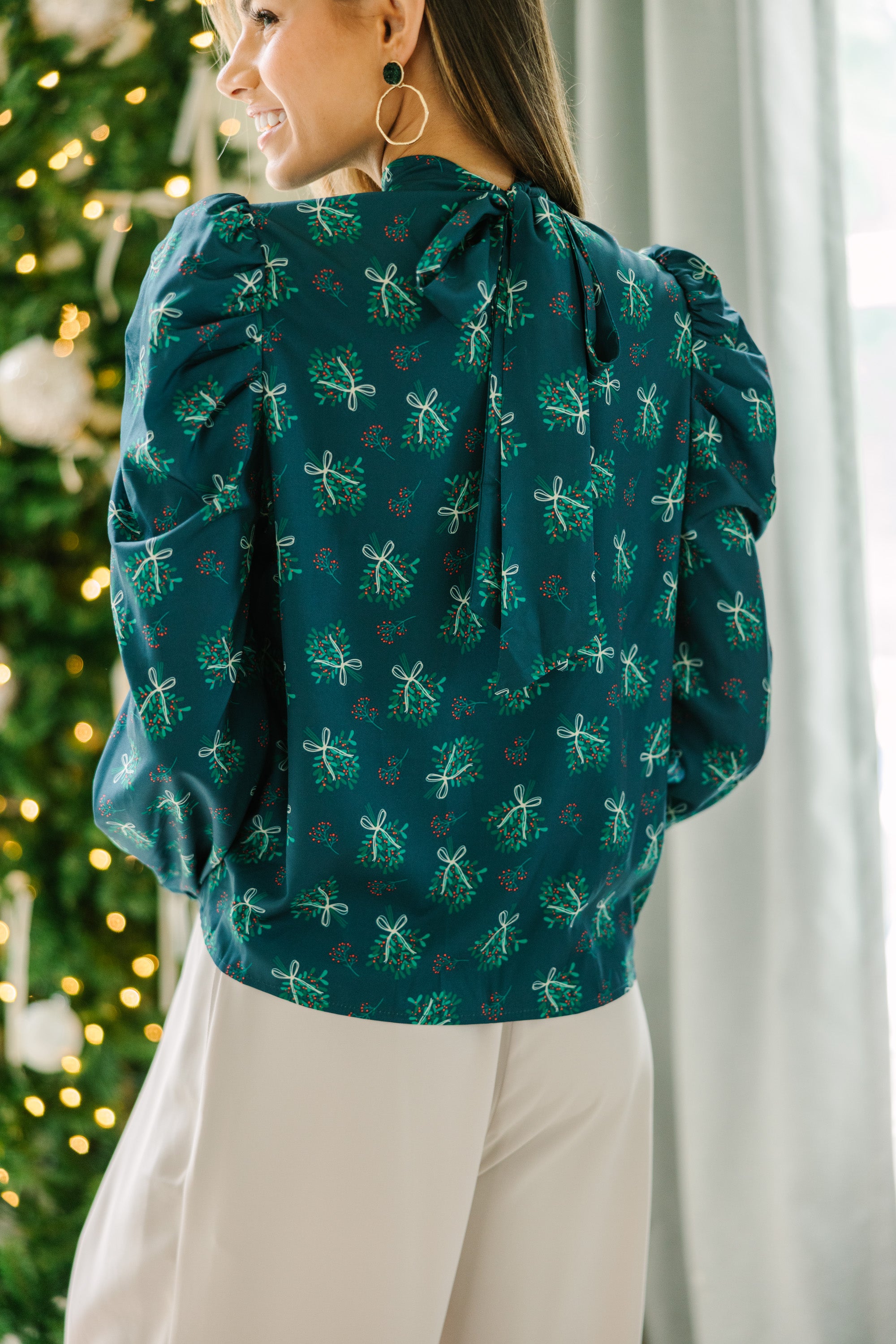 Stunning Emerald Green Floral Puff Sleeve Blouse - Stand Out This Holiday!