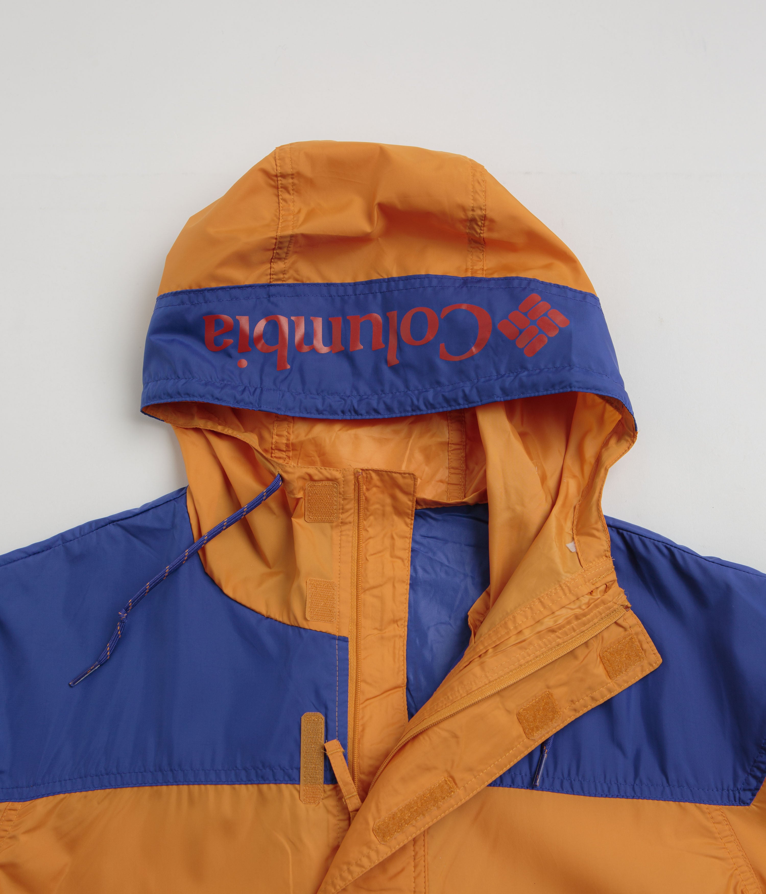 Columbia Challenger II Windbreaker: Stunning Sunstone & Clematis Blue Jacket