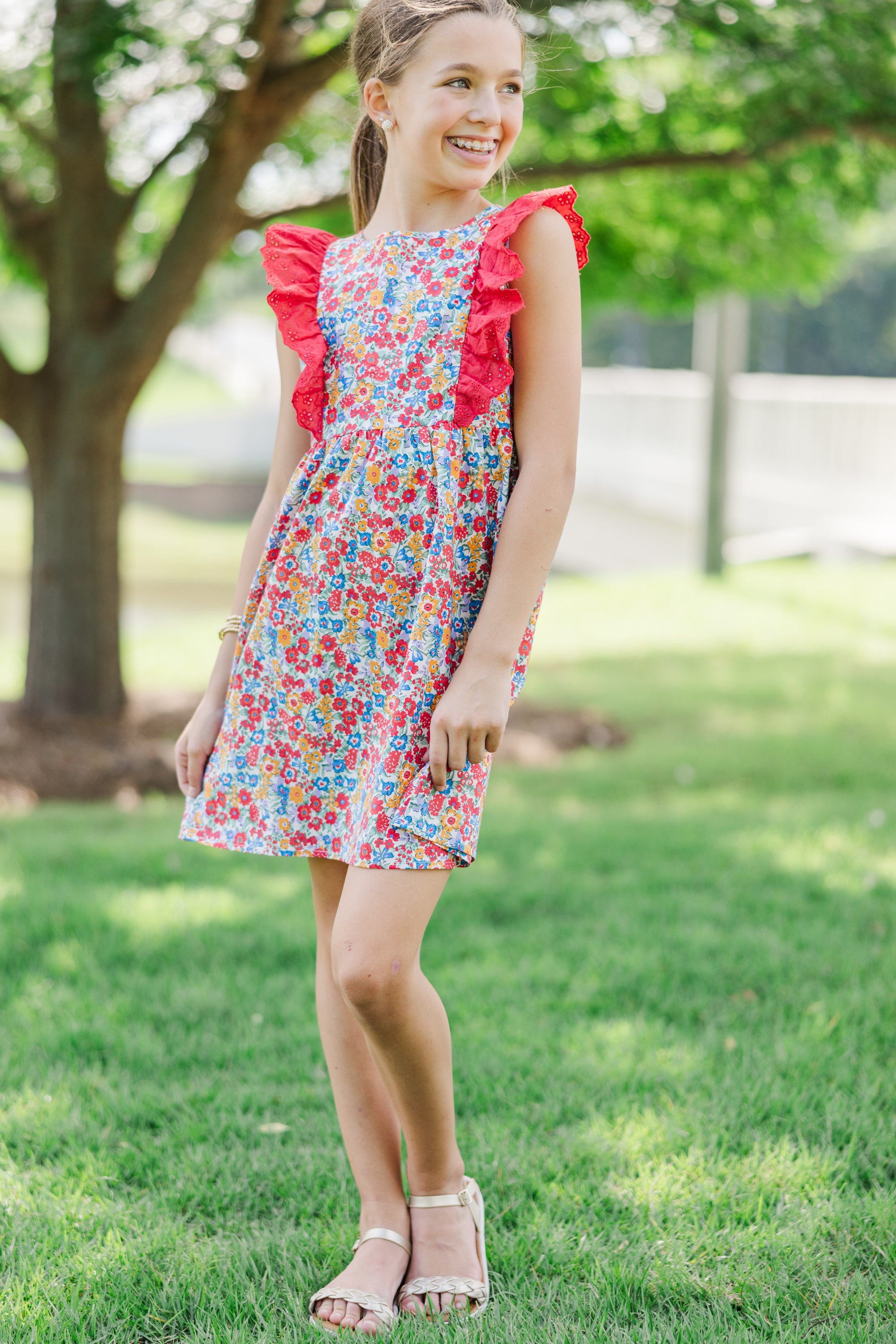Girls' Enchanting Red Ditsy Floral Ruffled Dress - A Must-Have!