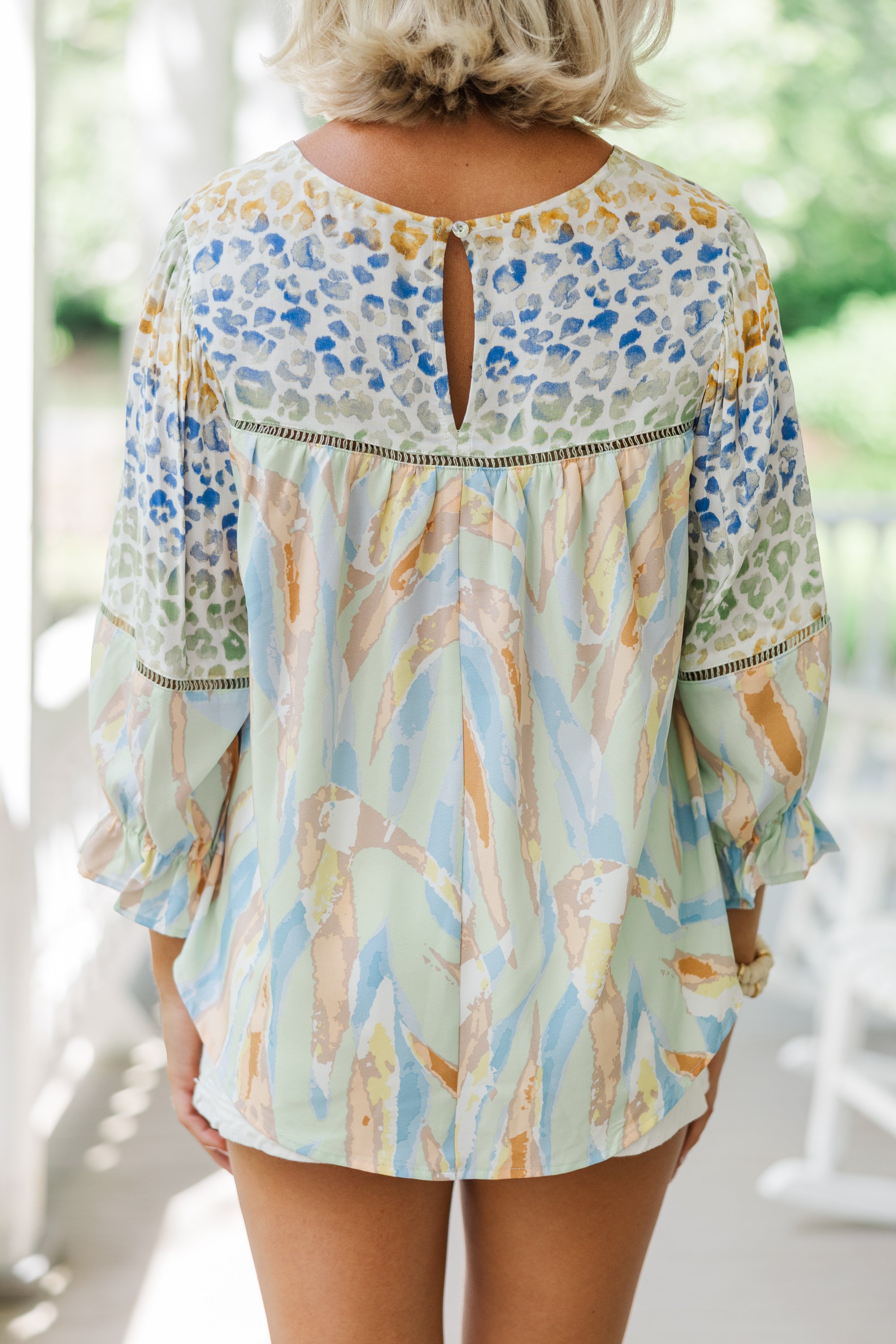 Fantastic Sage Green Mixed Print Blouse: A Must - Have for Style Mavens