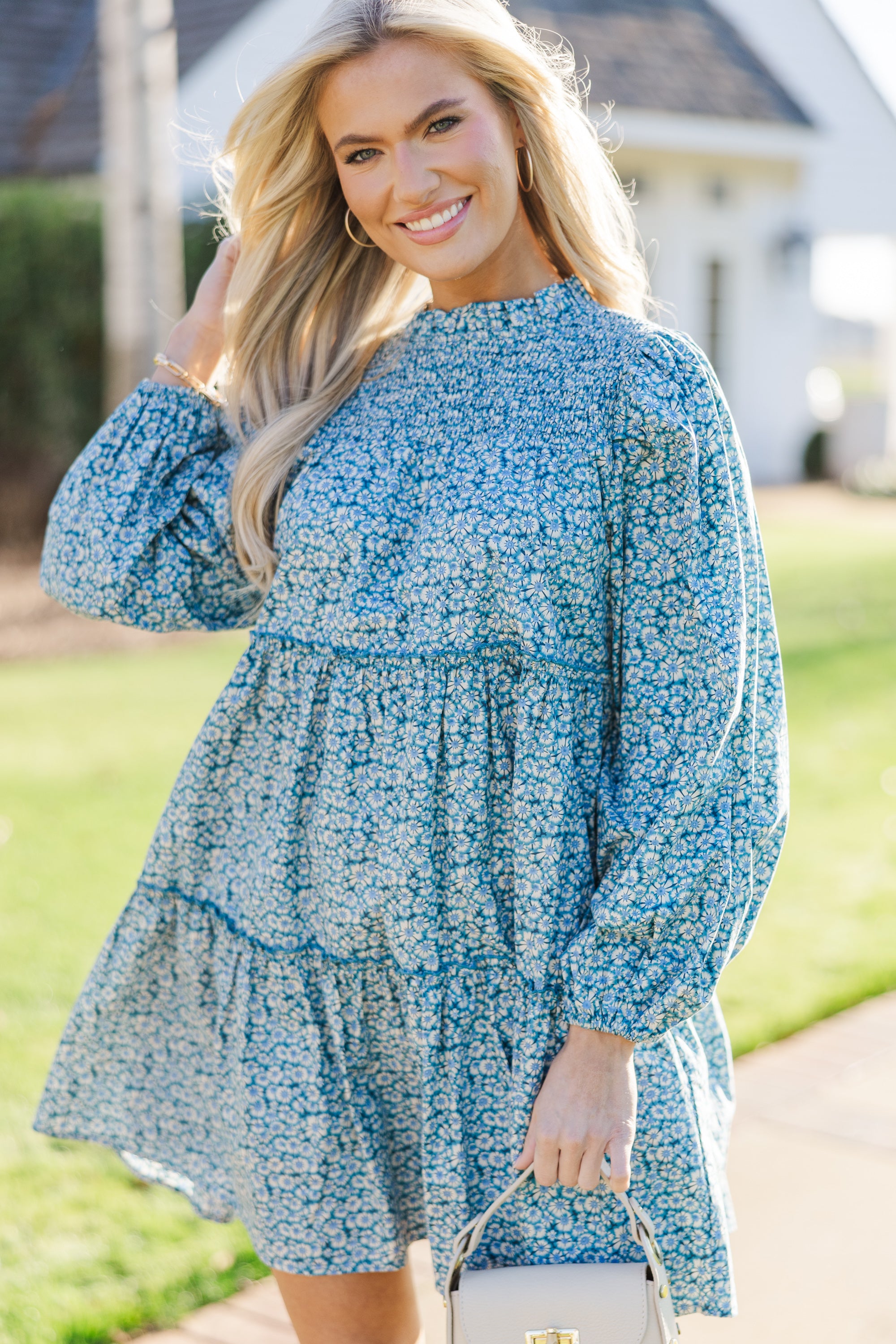 Gorgeous Blue Ditsy Floral Babydoll Dress: Be Your Best!