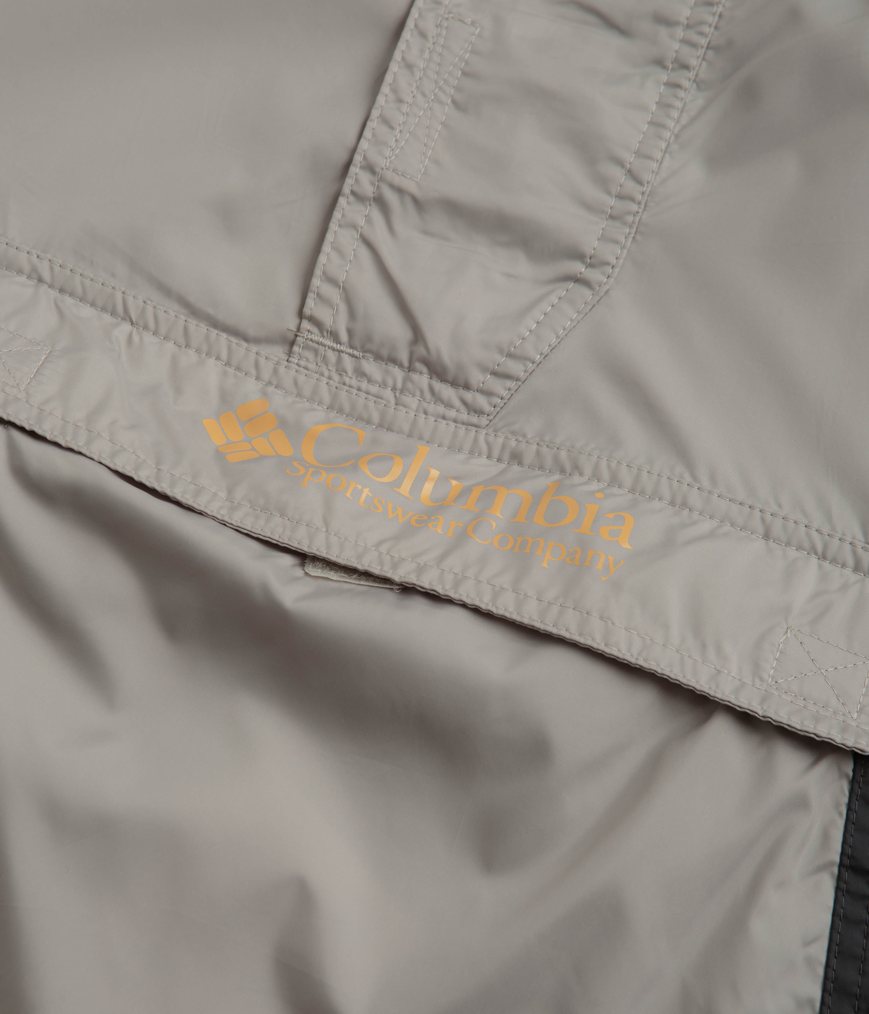 Columbia Challenger Windbreaker Jacket - Flint Grey / Shark: Your Ideal Outdoor Companion