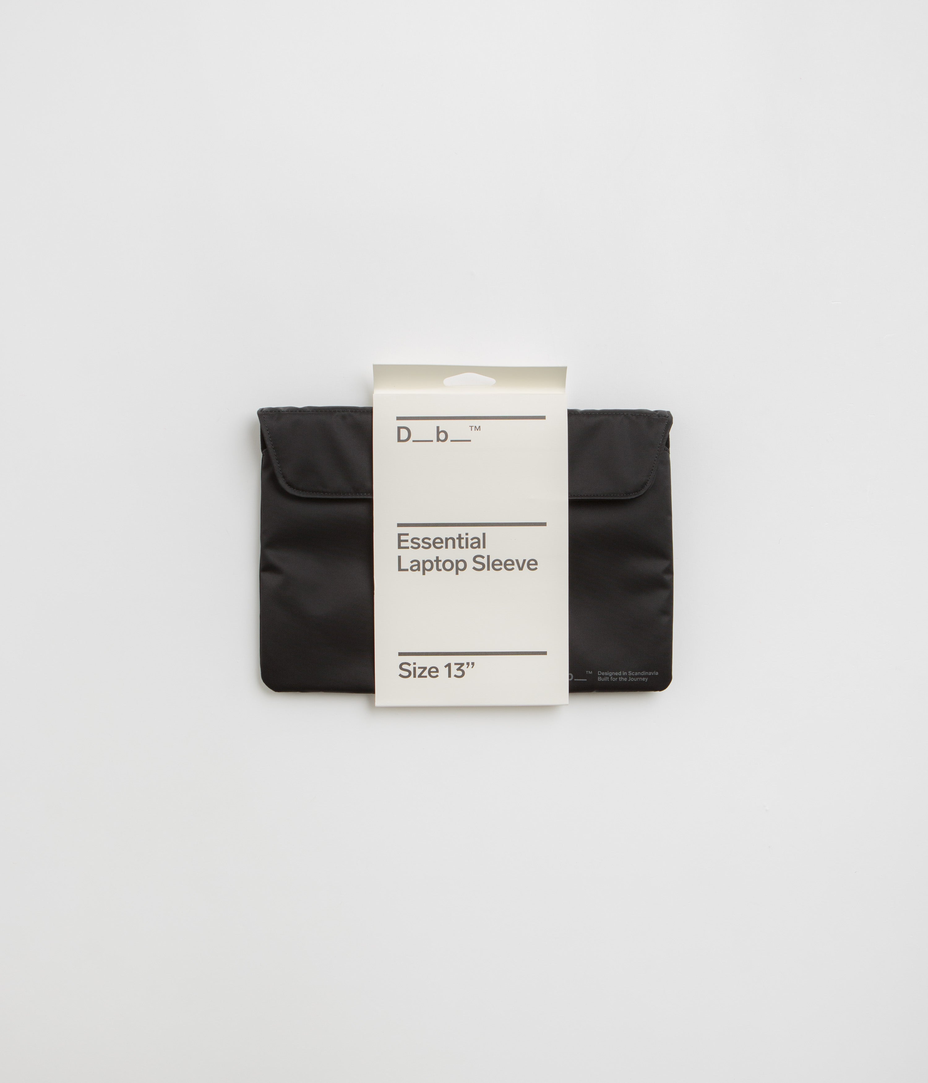 D_b_ 13-inch Essential Laptop Sleeve - Stylish Black Out