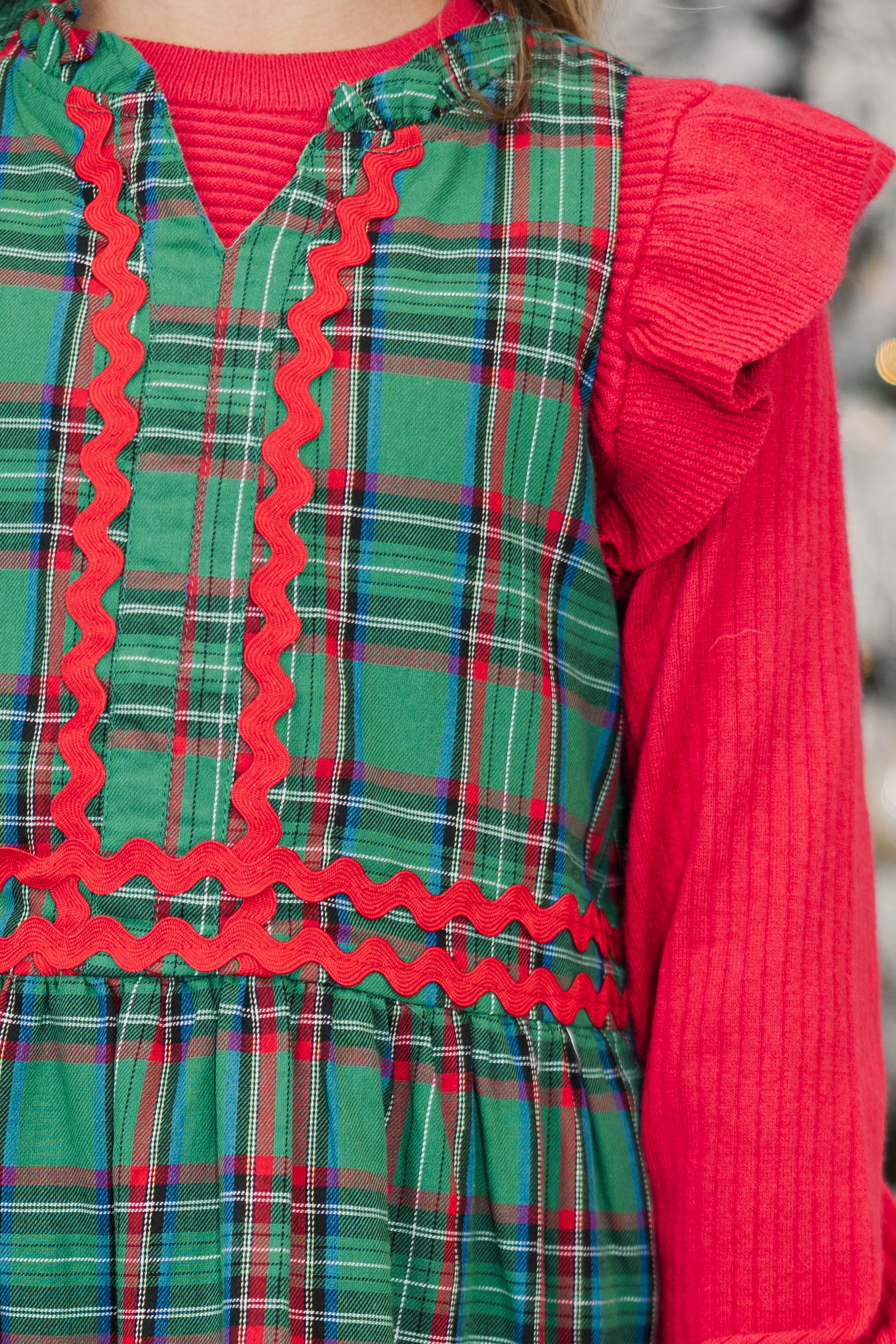 Girls' Enchanting Green Plaid Dress for Leisure Time