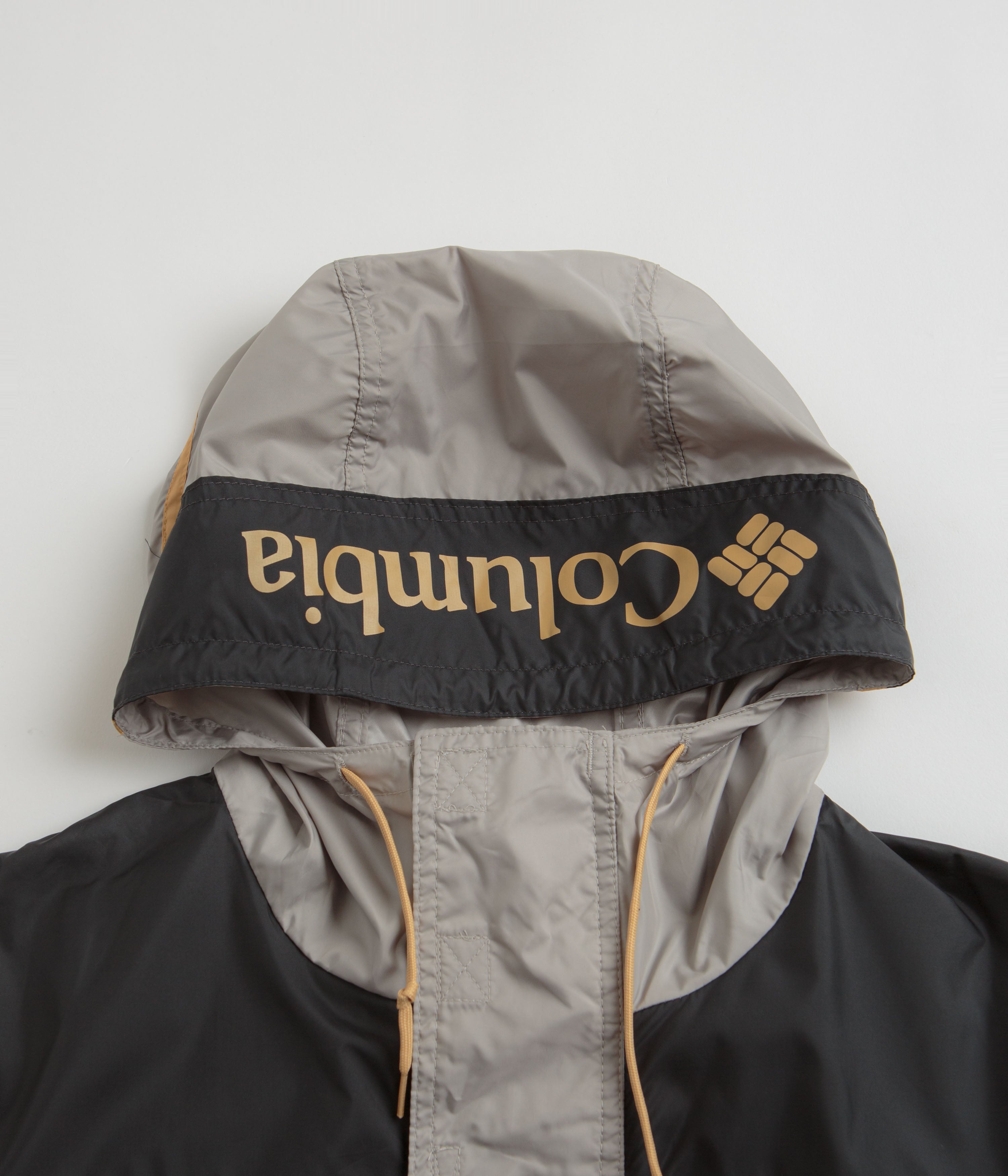 Columbia Challenger Windbreaker Jacket - Flint Grey / Shark: Your Ideal Outdoor Companion