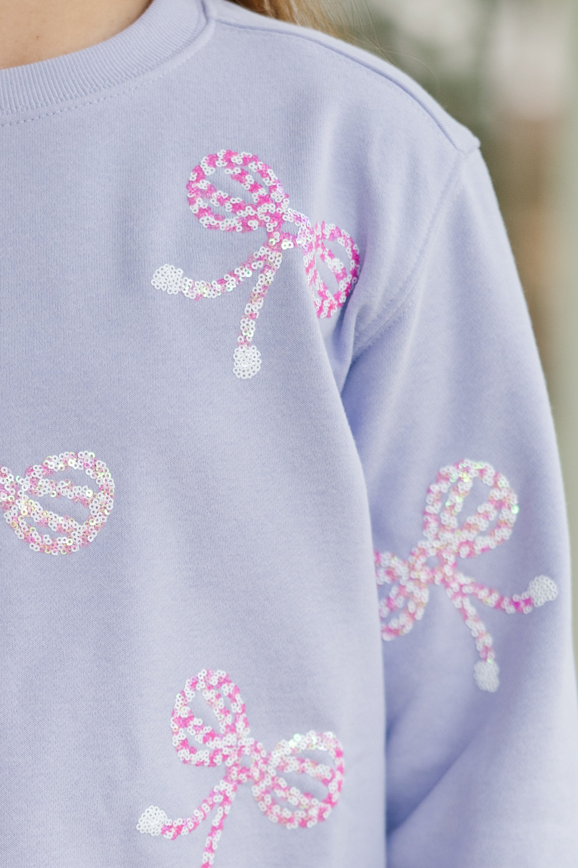 Girls' Lavender Purple Bow Sequin Sweatshirt: A Pretty Little Thing!