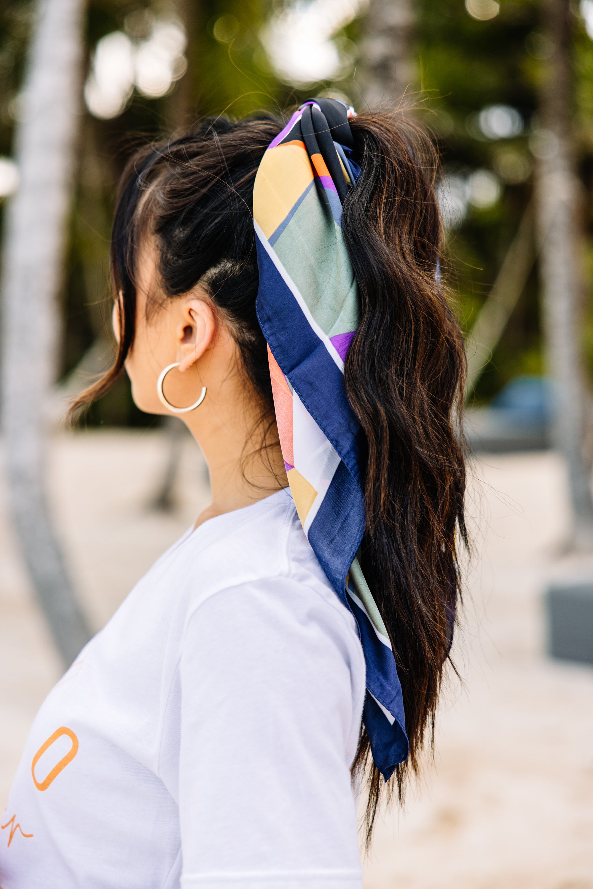 Irresistible Navy Blue Abstract Hair Scarf - Feel the Fashion!