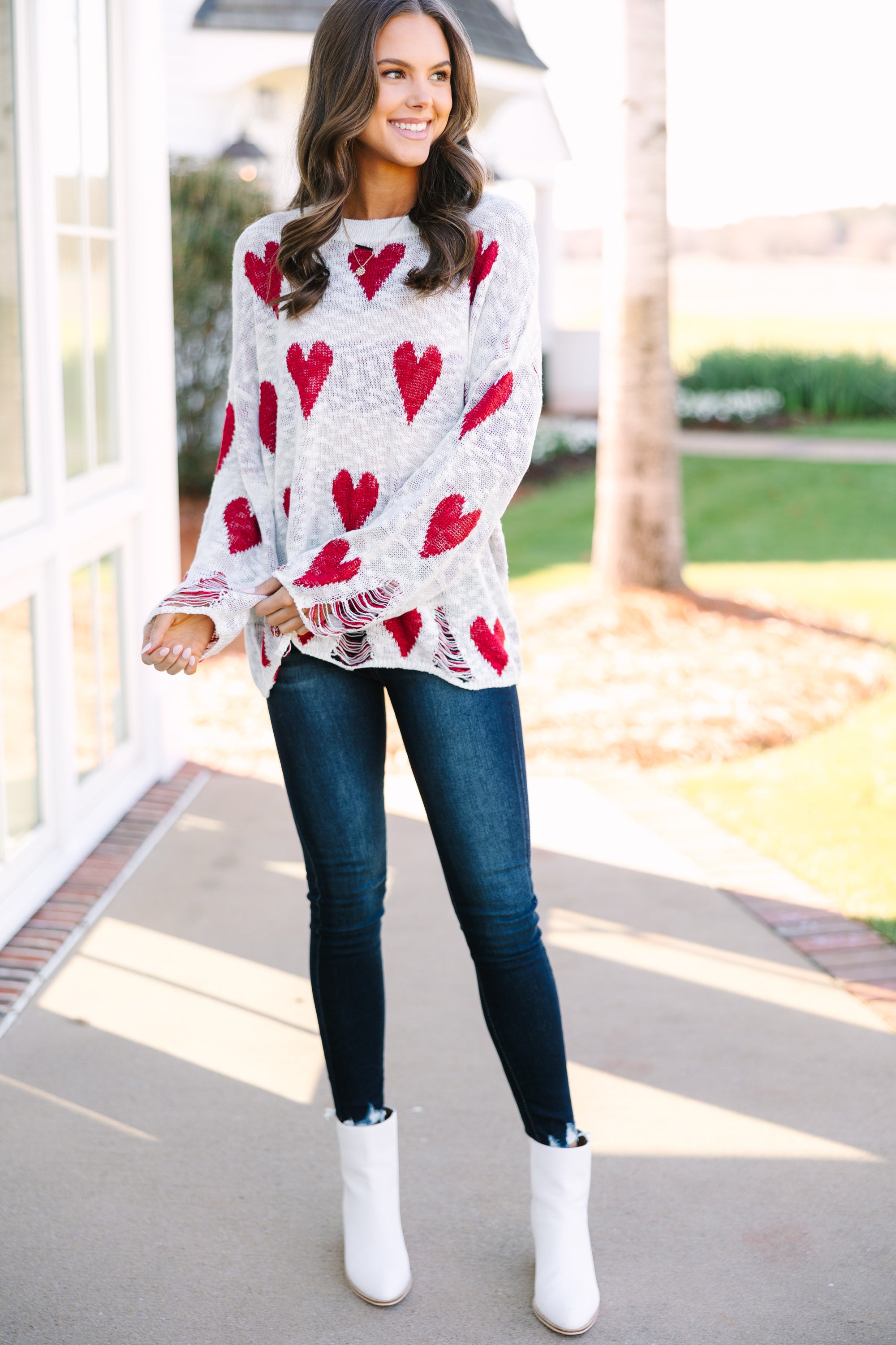 Royal Queen Ivory White Heart Print Sweater - Feel Like Royalty!