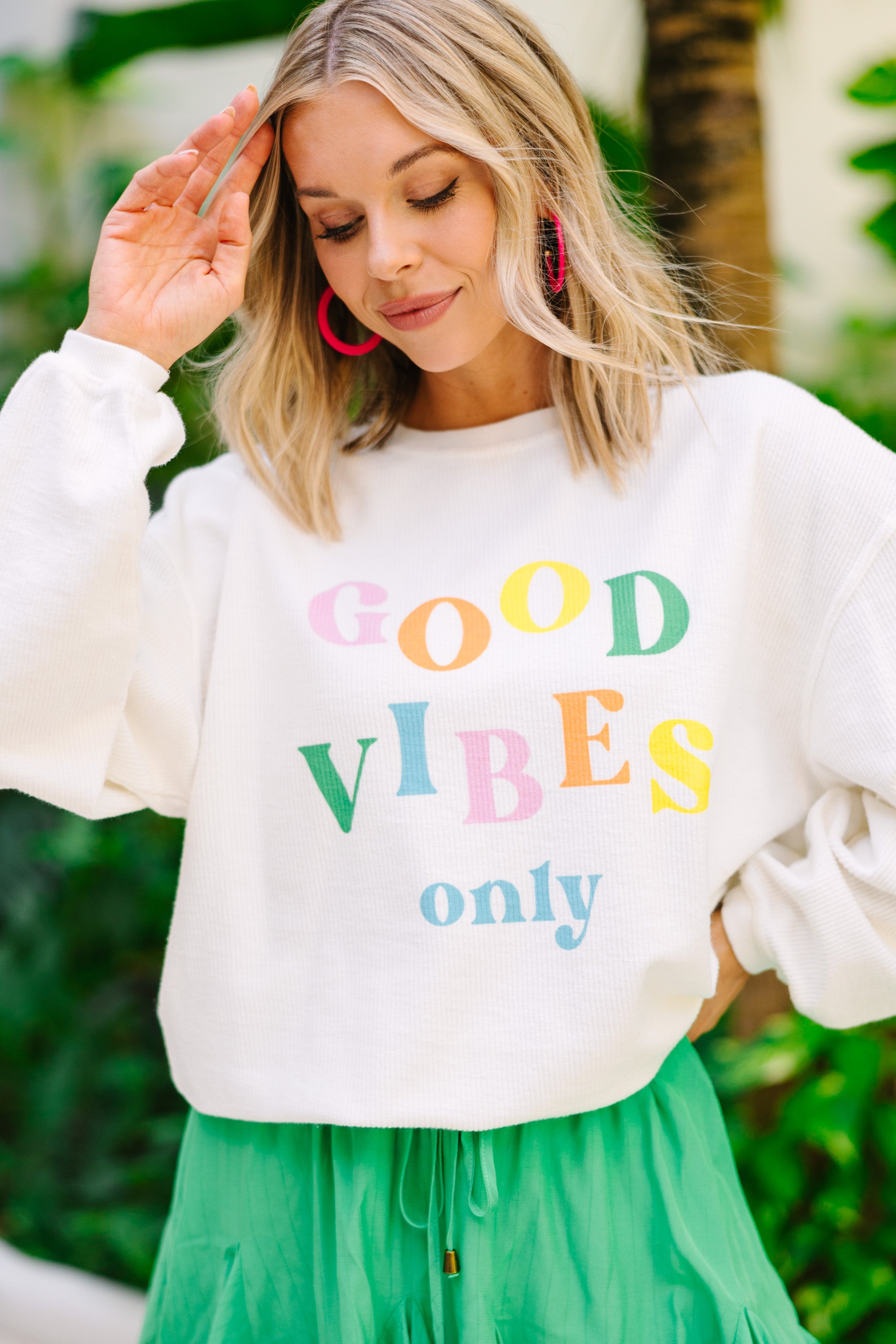 Good Vibes Only: White Graphic Corded Sweatshirt for a Trendy Season