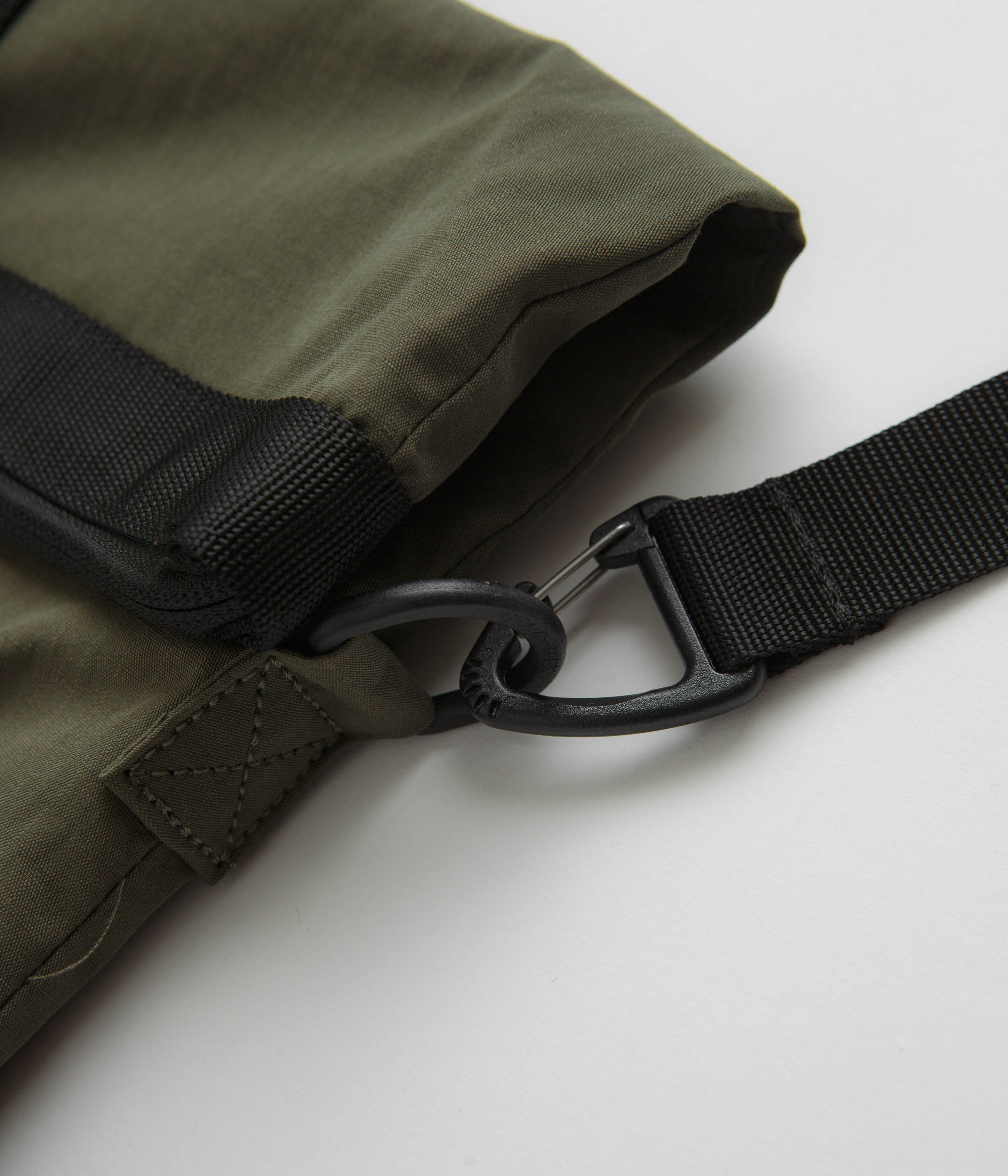 Carhartt Plant Haste Tote Bag - An Ideal Companion for Your Daily Adventures