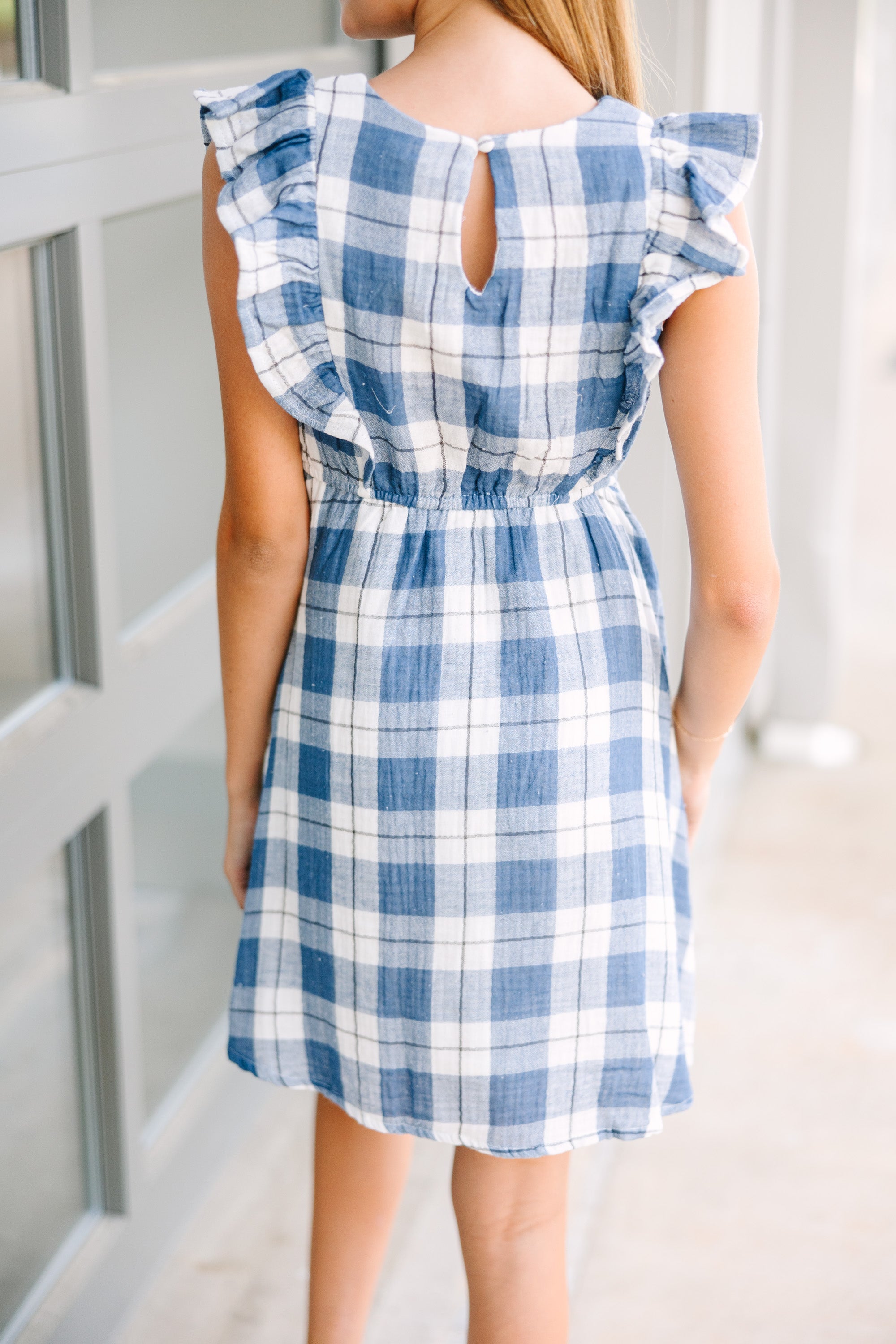 Adorable Girls' Blue Gingham Dress for a Perfect Day Out