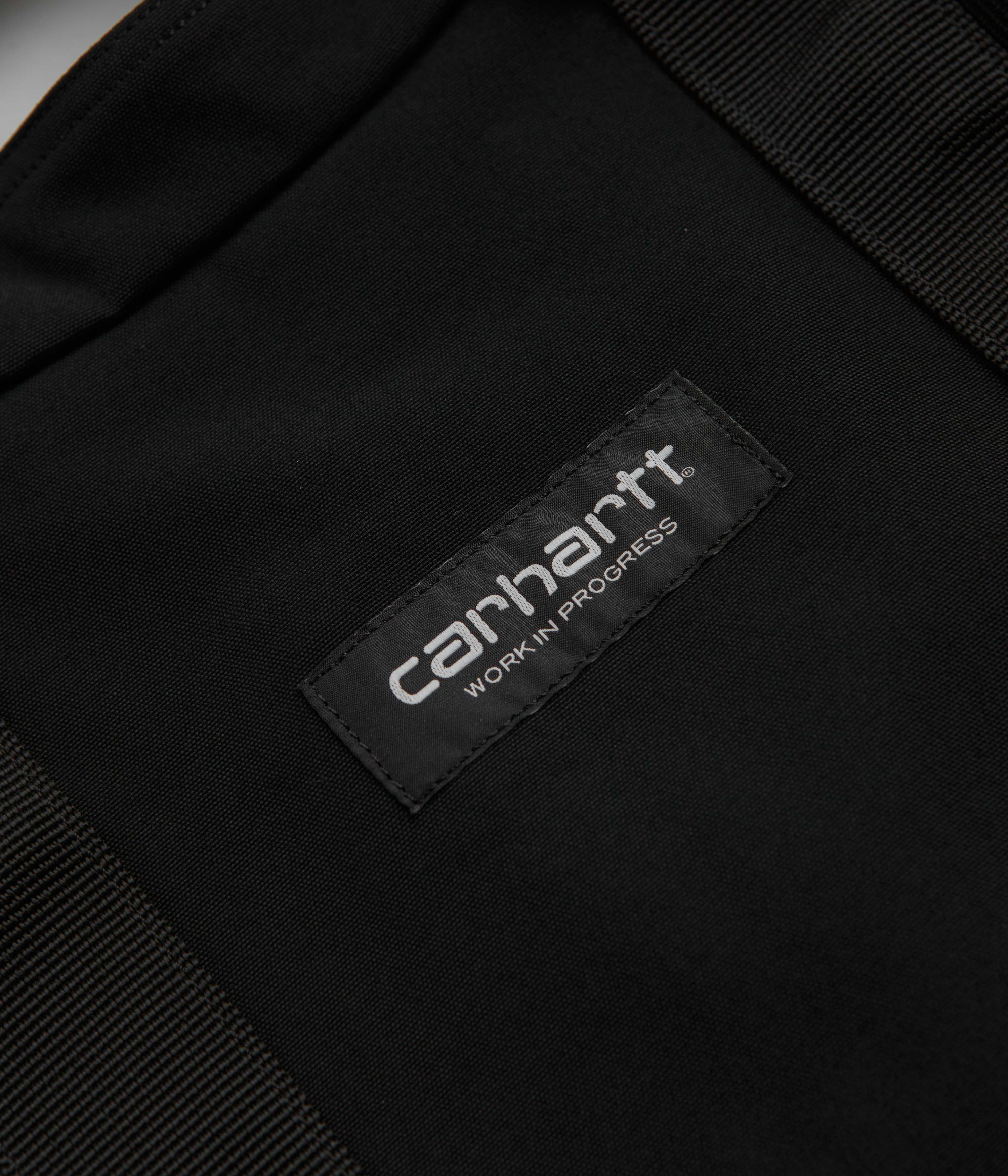 Carhartt Kayton Medium Black Bag - A Timeless Essential