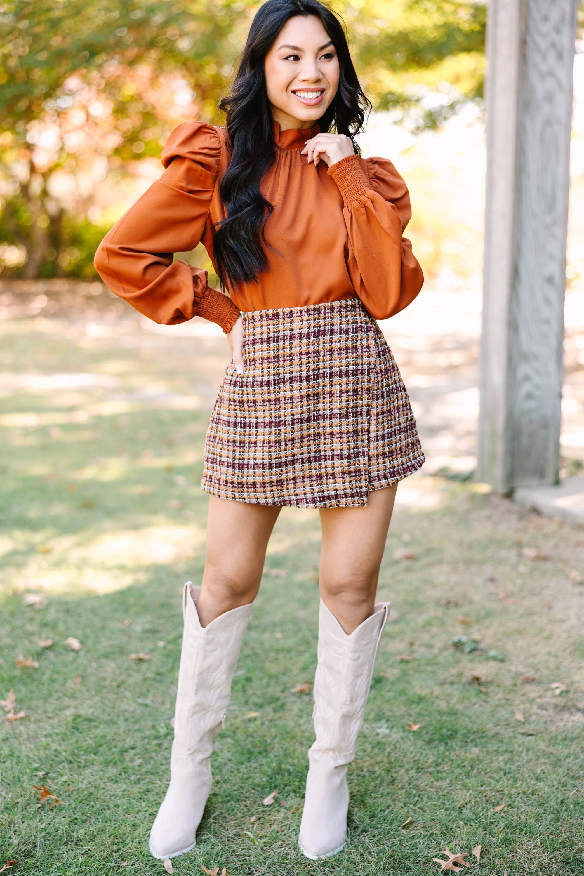 Be a Fashion Icon with Rust Orange Puff Sleeve Blouse