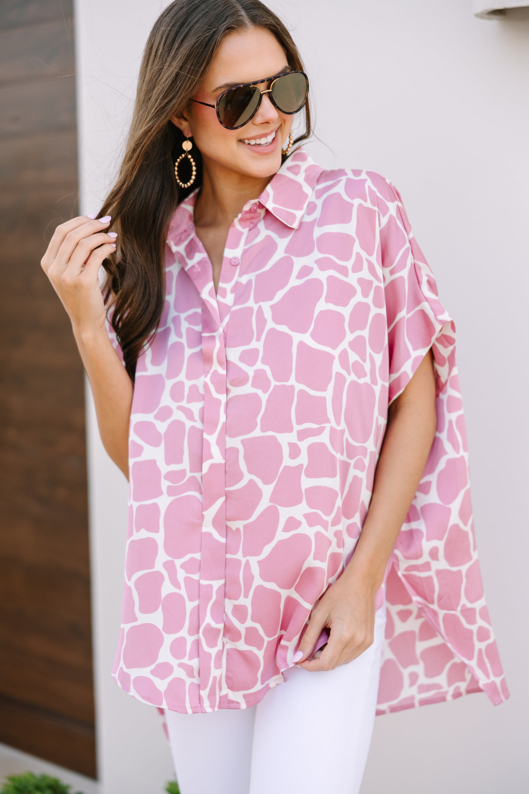 Stunning Mauve Pink Giraffe Print Blouse for a Confident You