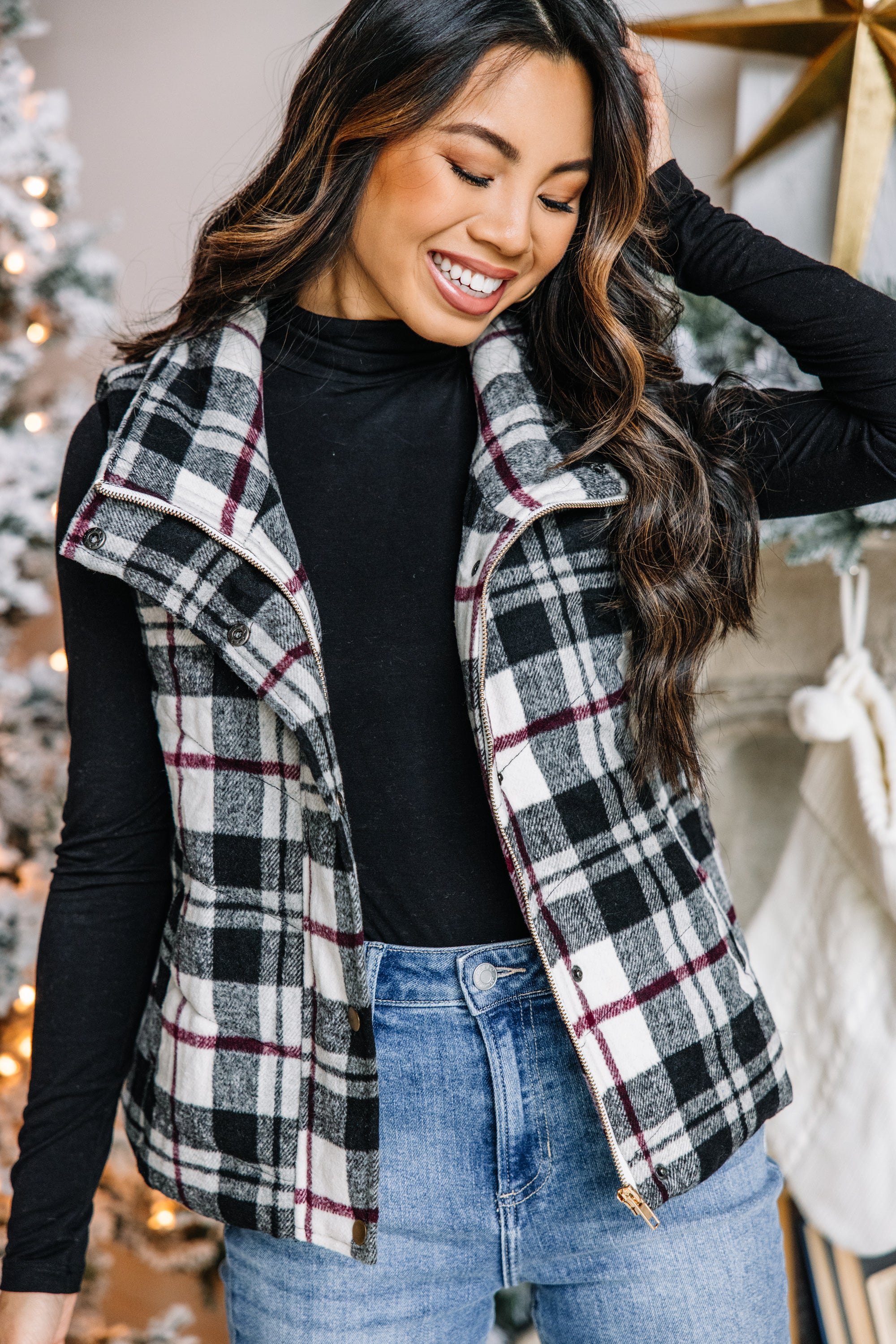 Gorgeous Happy To Be Here White Plaid Vest - A Must - Have for Fall and Winter!