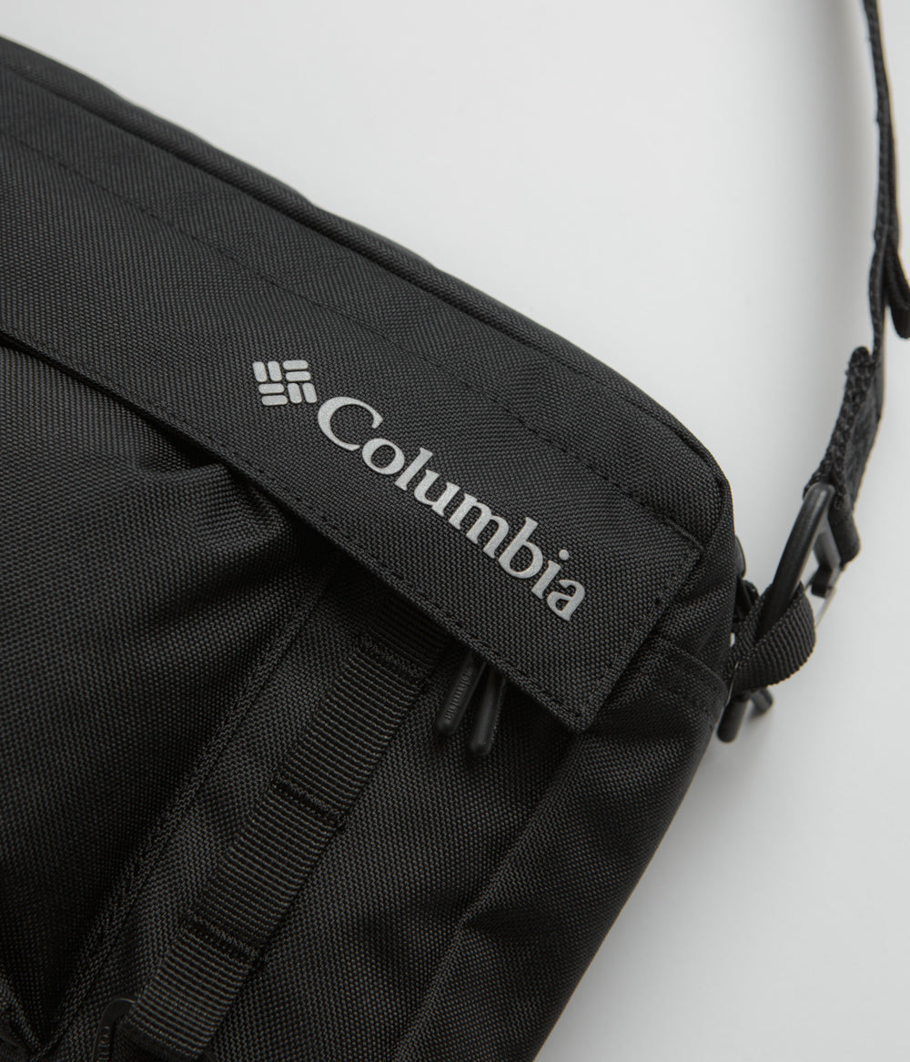 Columbia Street Transit Black Side Bag - Stylish and Functional!