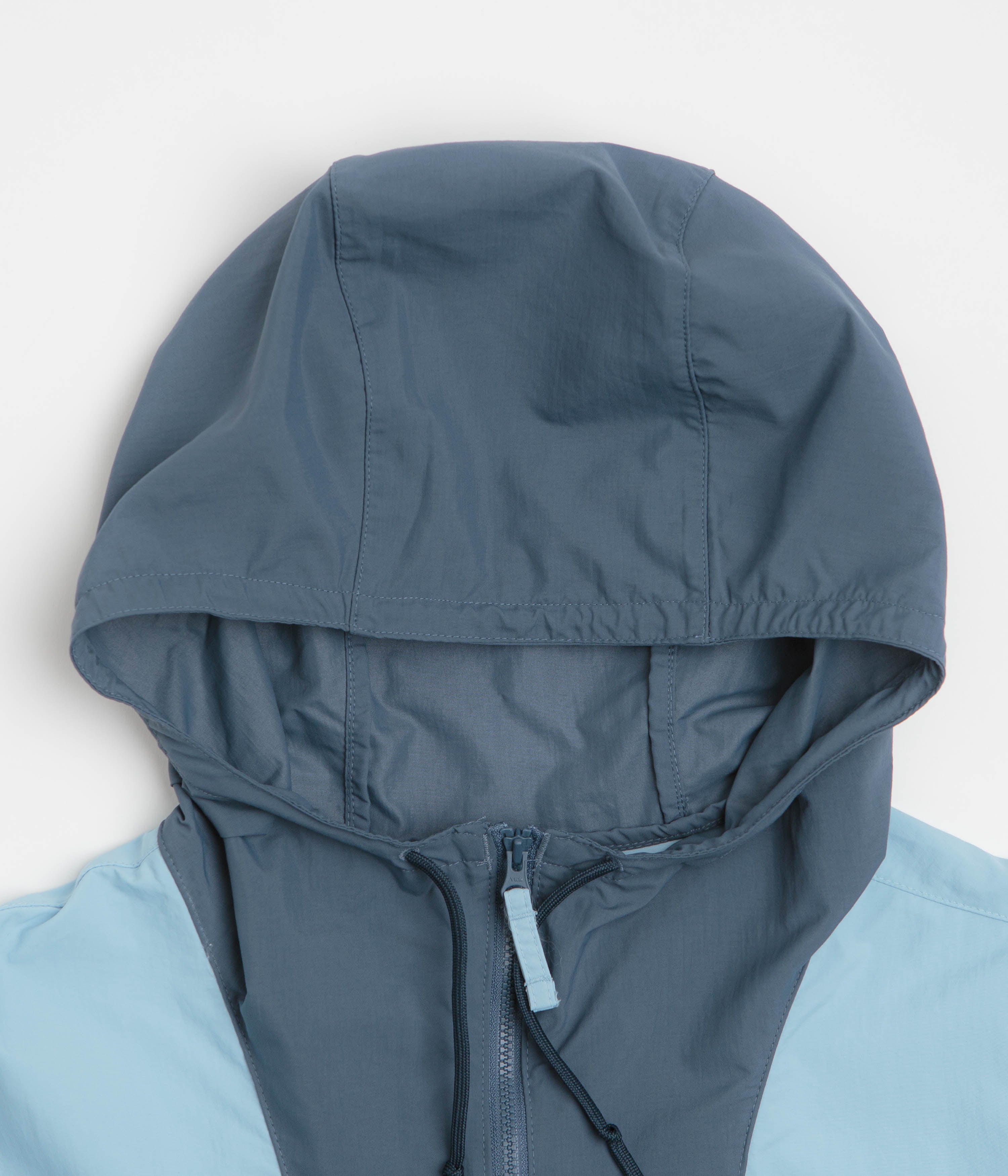 Columbia Spire Valley Hooded Windbreaker Jacket - Stunning Blue Tones