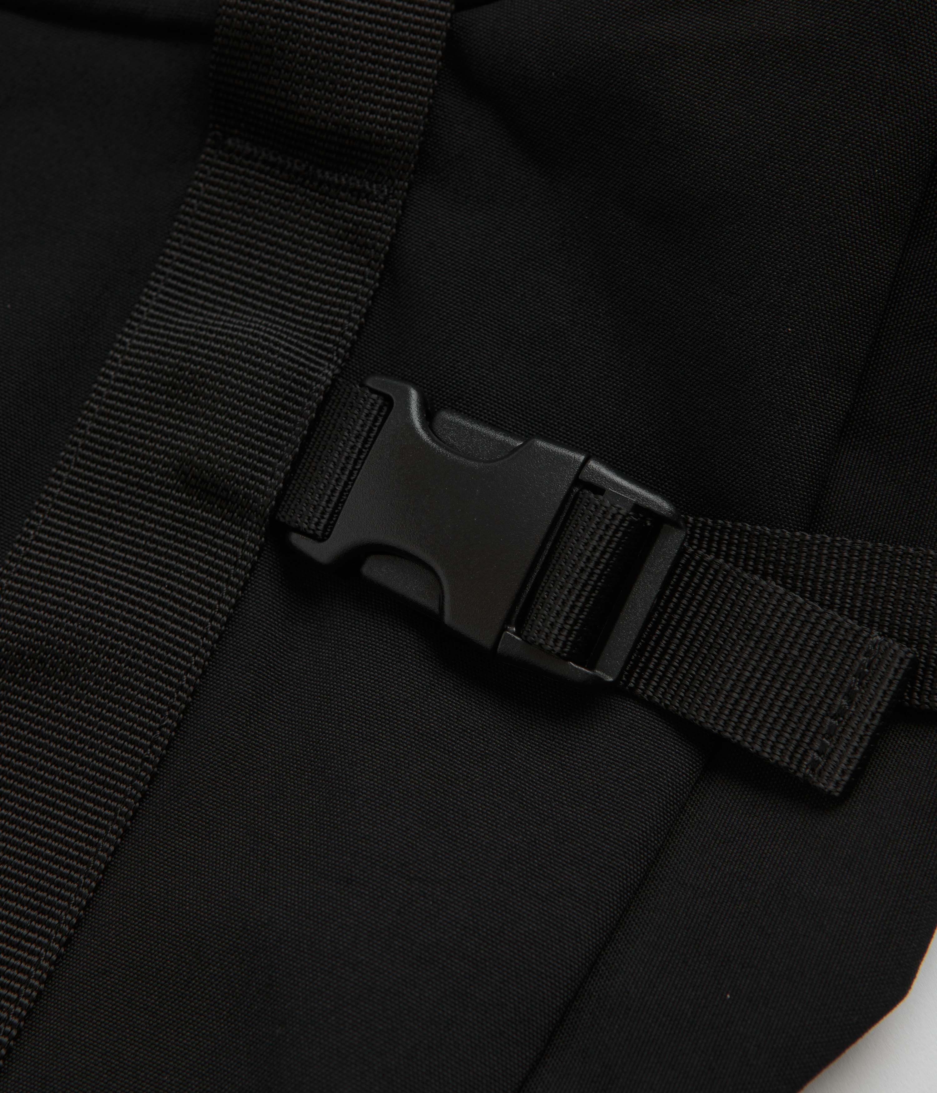 Carhartt Kayton Medium Black Bag - A Timeless Essential