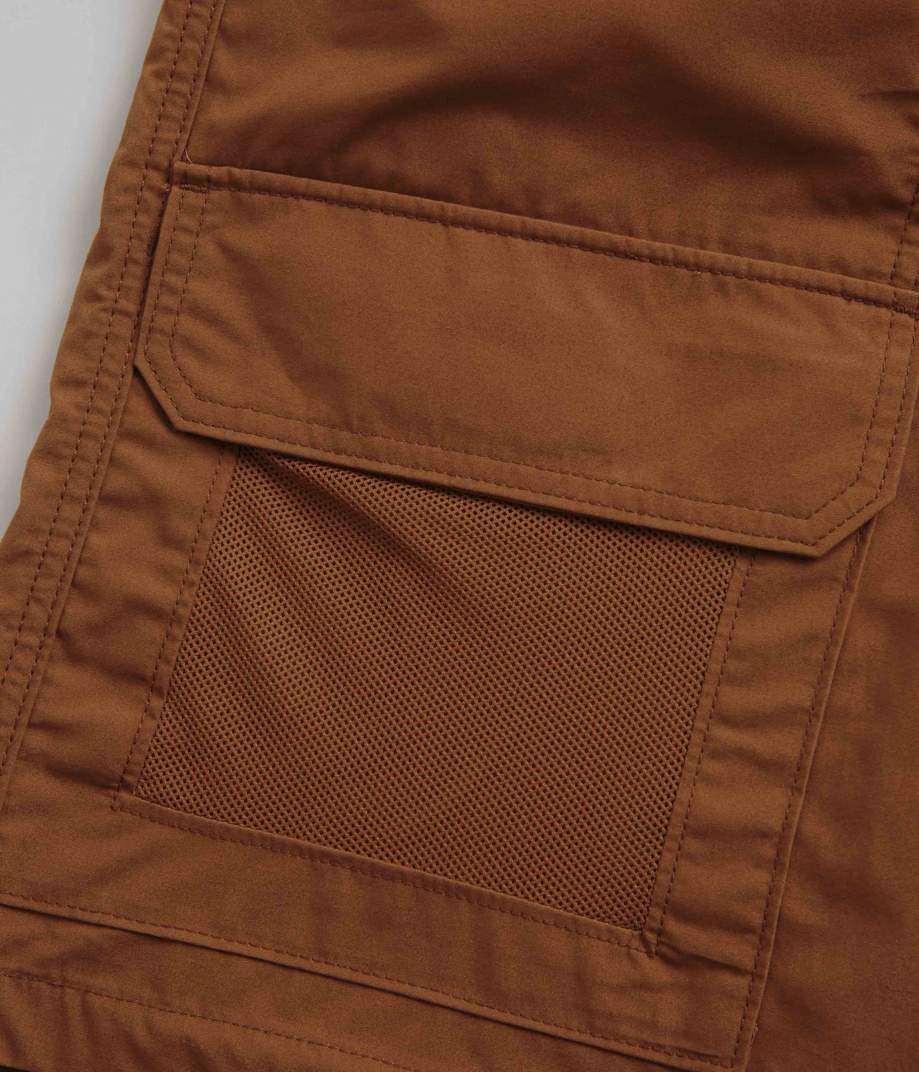 Dickies Mocha Bisque Fishersville Shorts - A Must-Have!