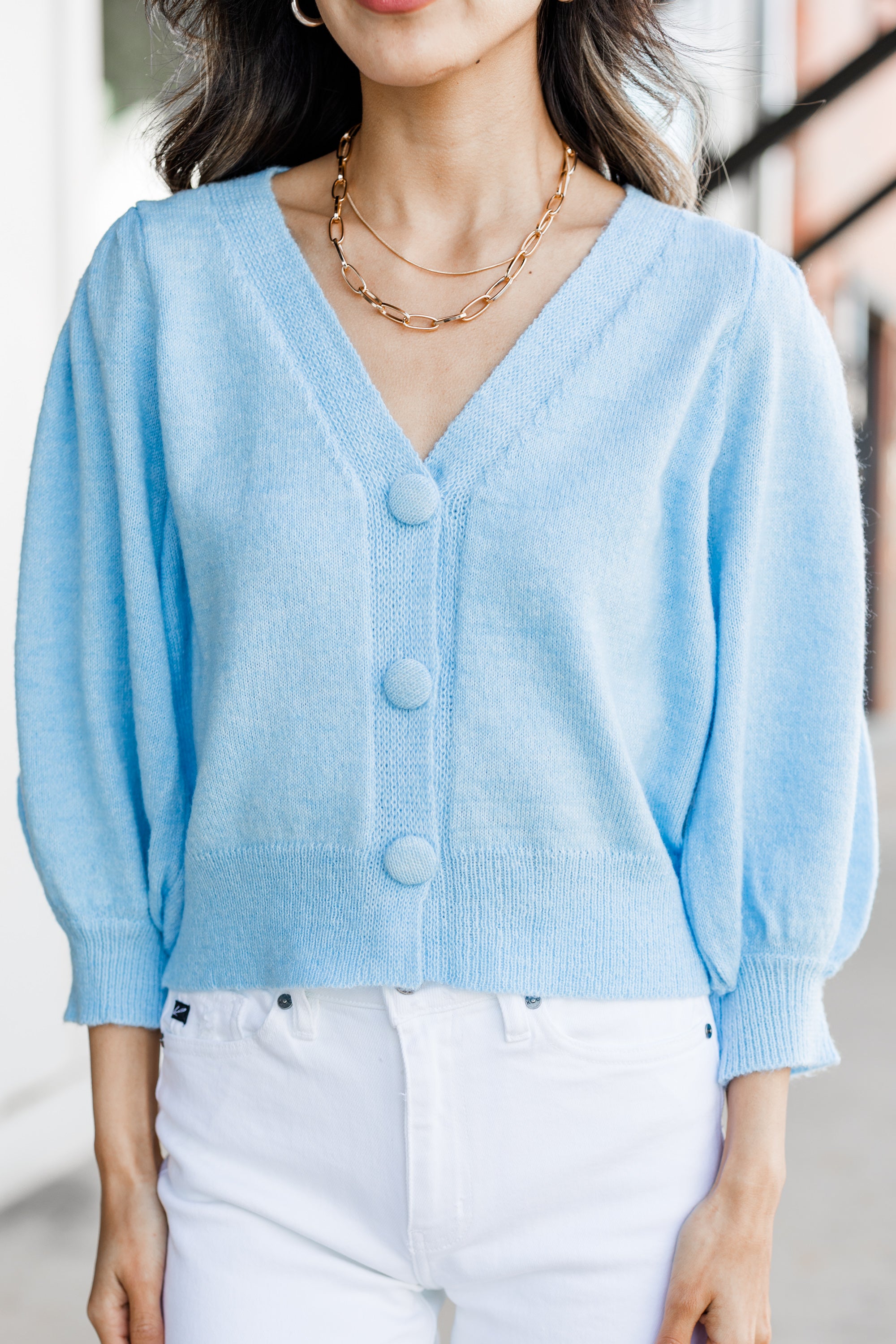 Charming Light Blue Crop Cardigan: Feel the Spring Vibes!