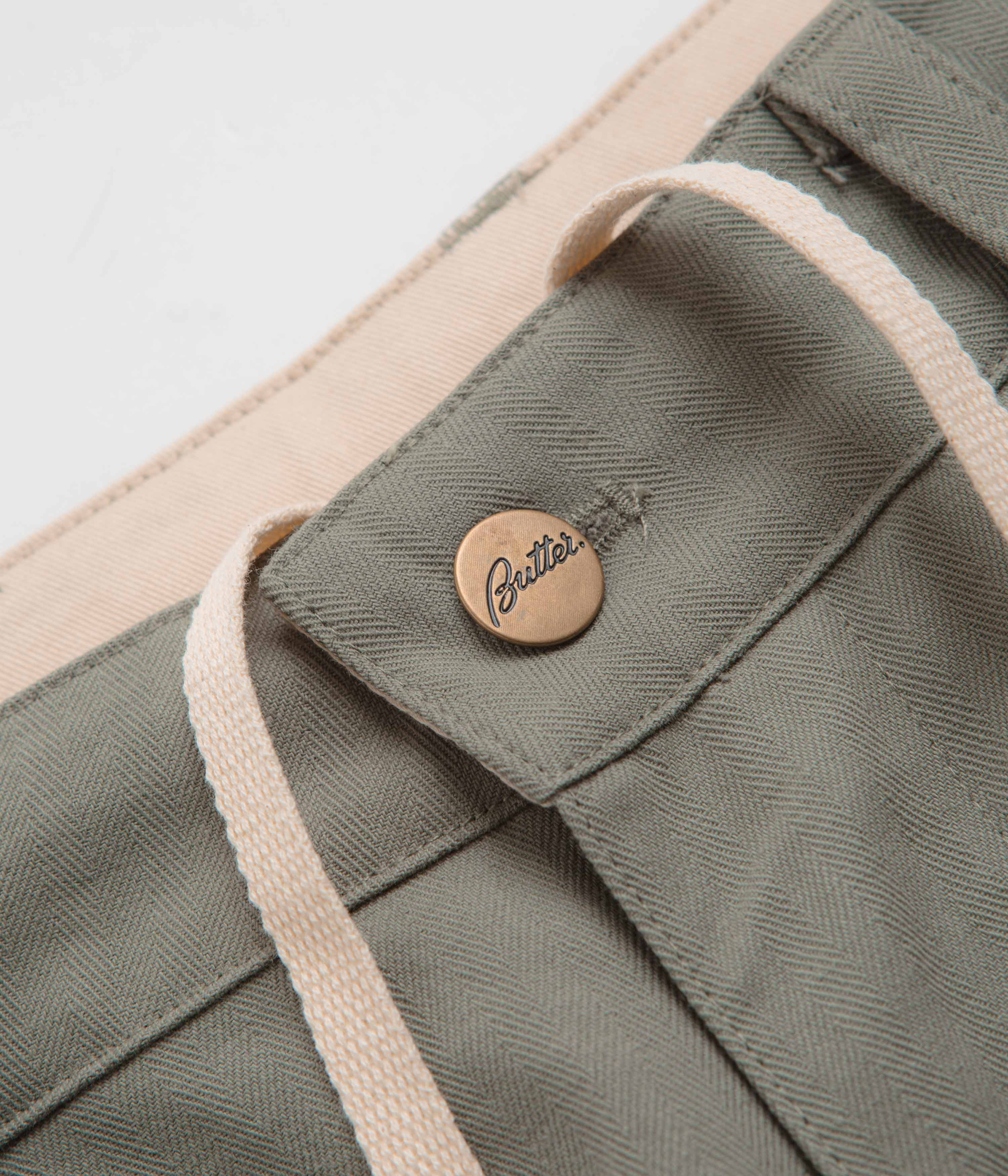 Butter Goods Moss Pleated Trousers - Irresistible Style!