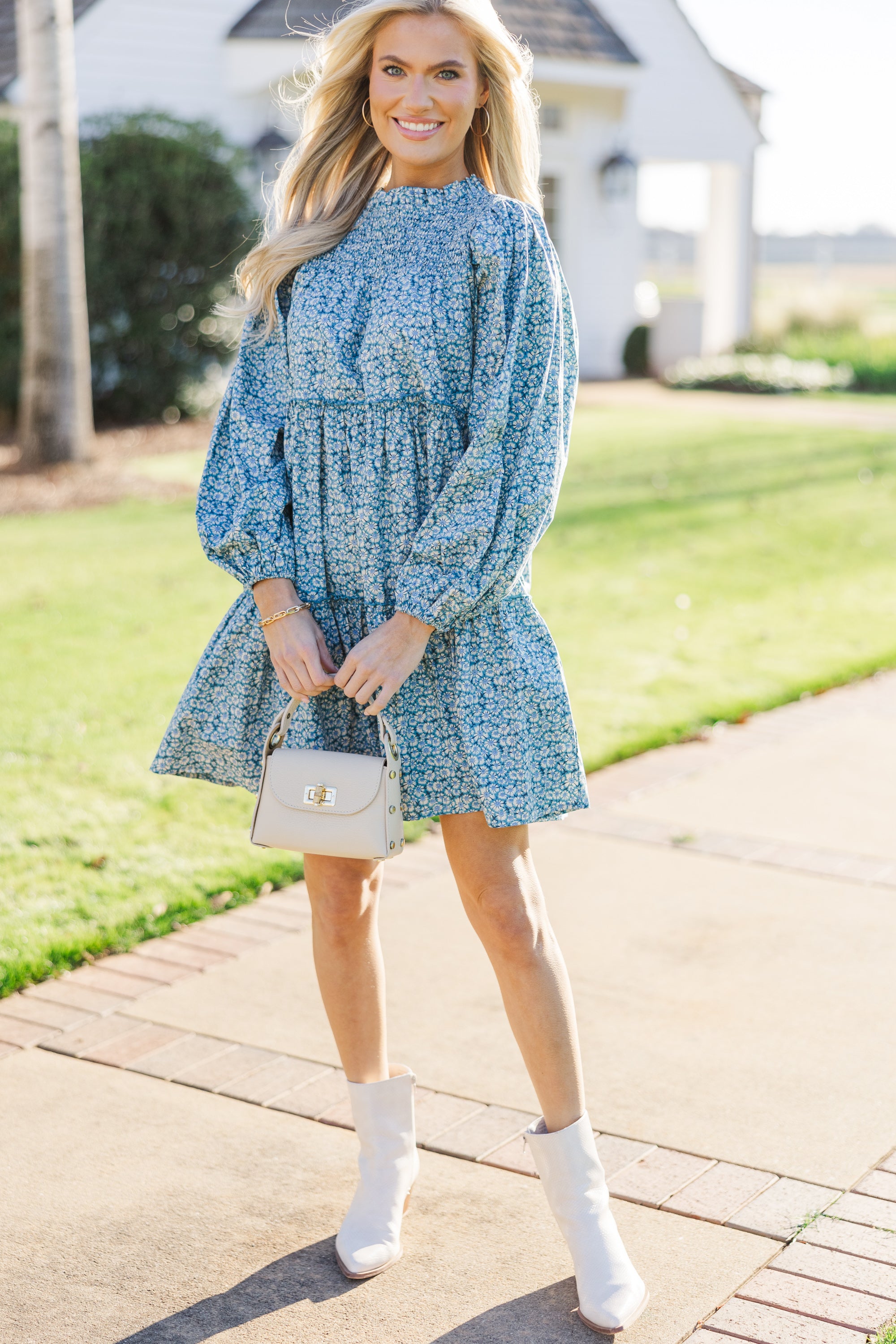 Gorgeous Blue Ditsy Floral Babydoll Dress: Be Your Best!