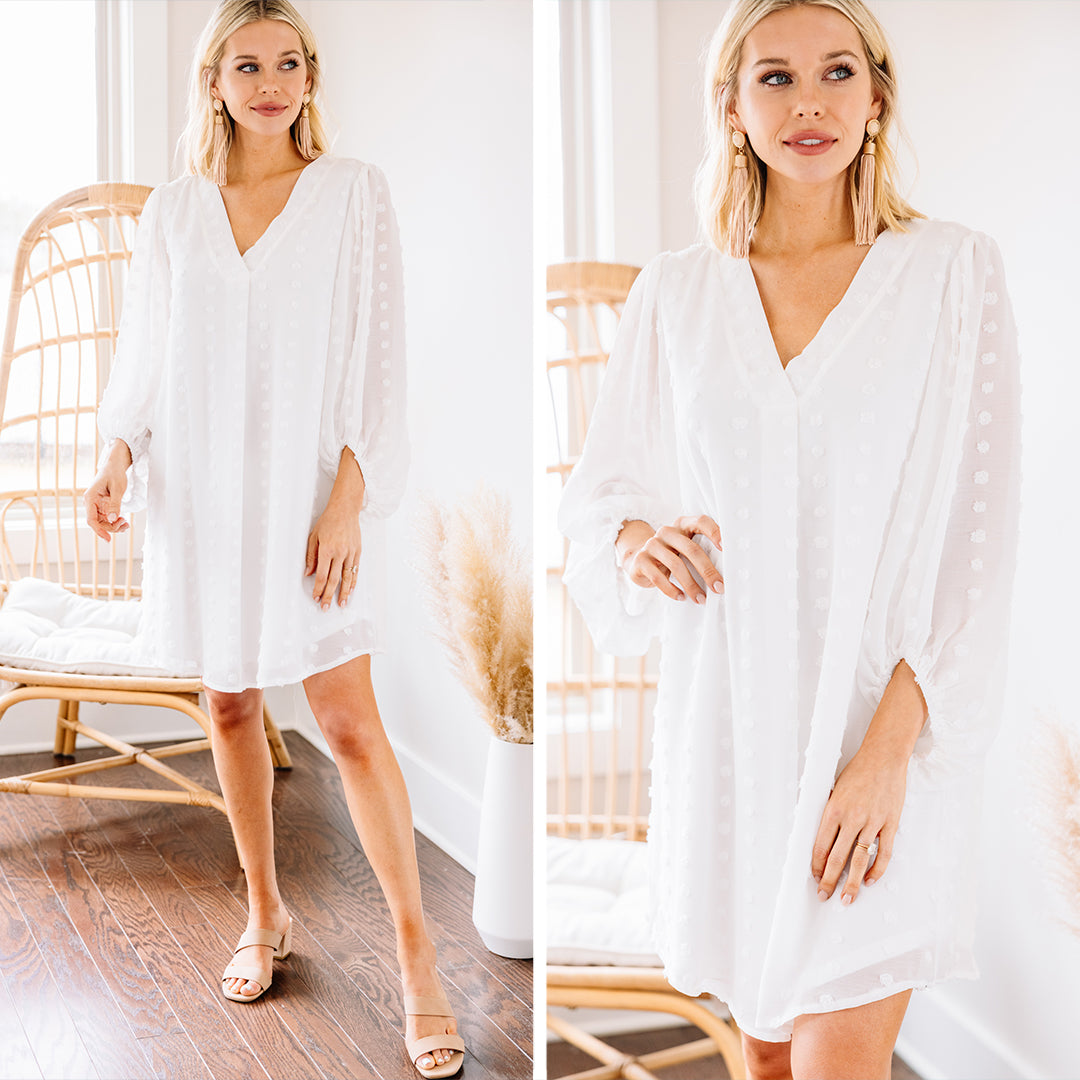 Stunning Off-White Swiss Dot Shift Dress - A Must-Have for Spring and Brides!
