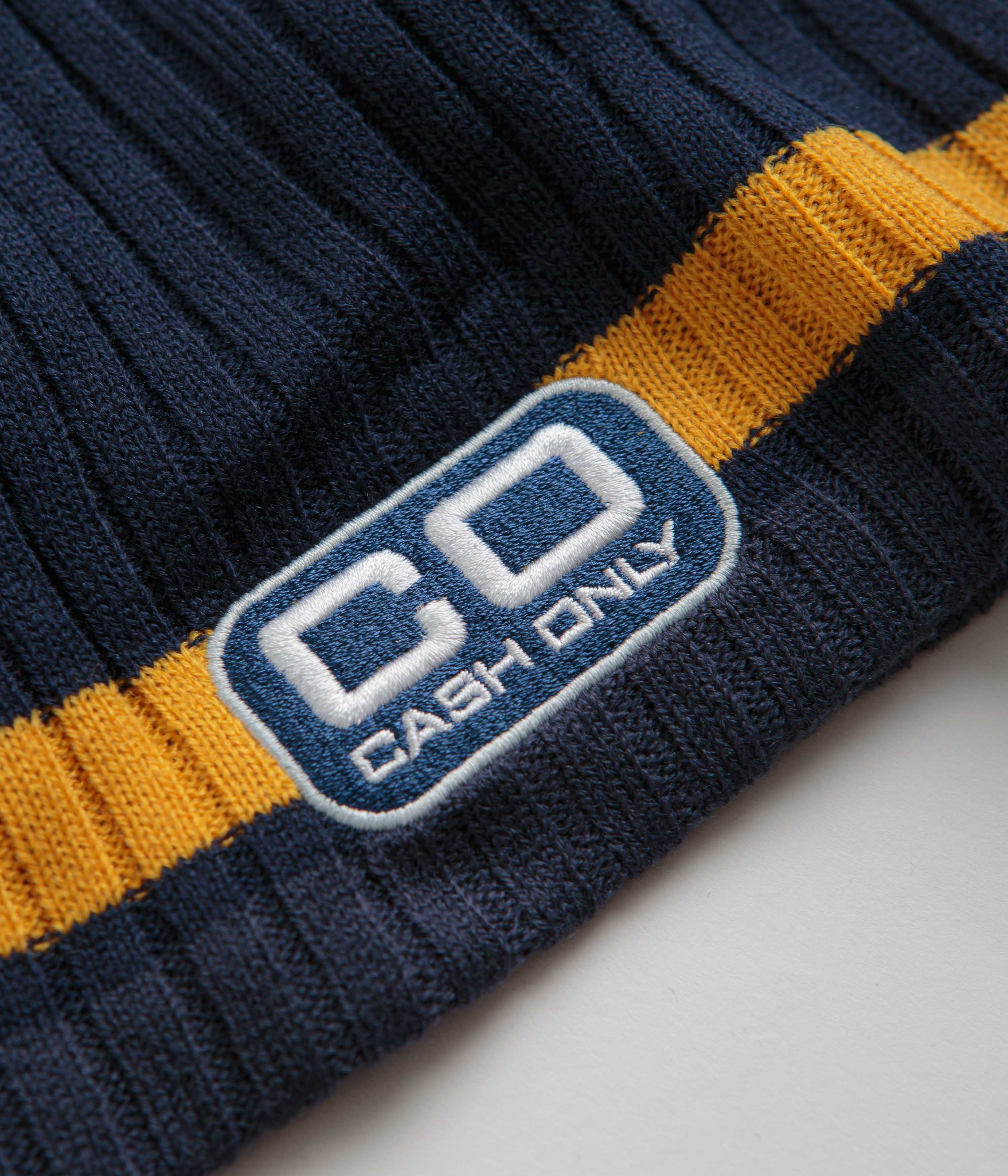 Navy Cash Only Strike Beanie - Must - Have for Skate Lovers