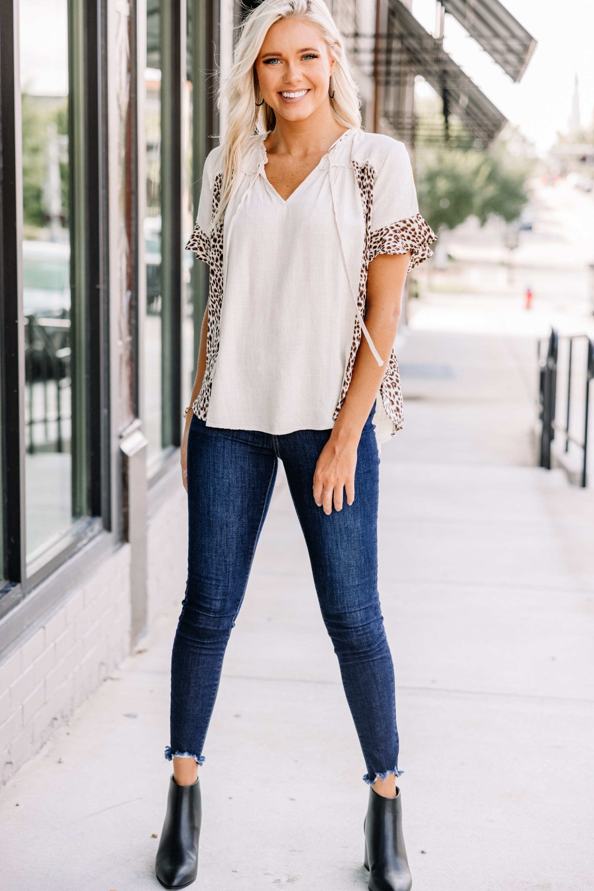 Can't Miss! Oatmeal Brown Leopard Fall Top