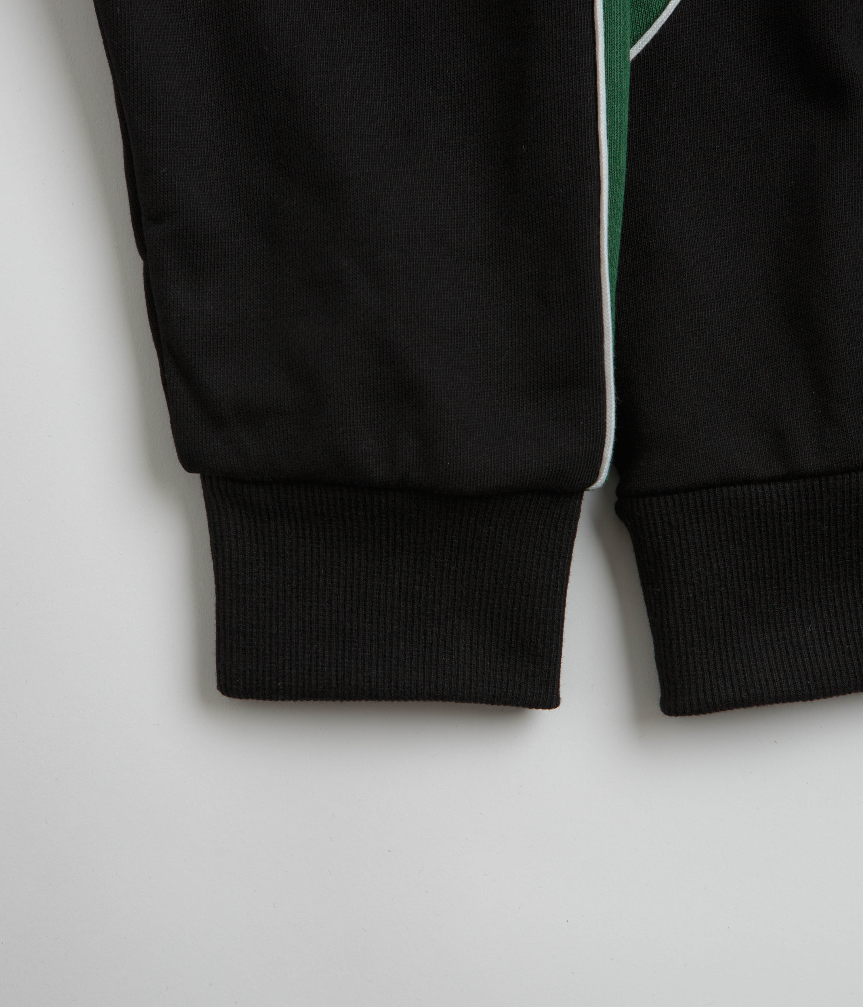 Butter Goods Crown Crewneck Sweatshirt - Stylish Black Edition