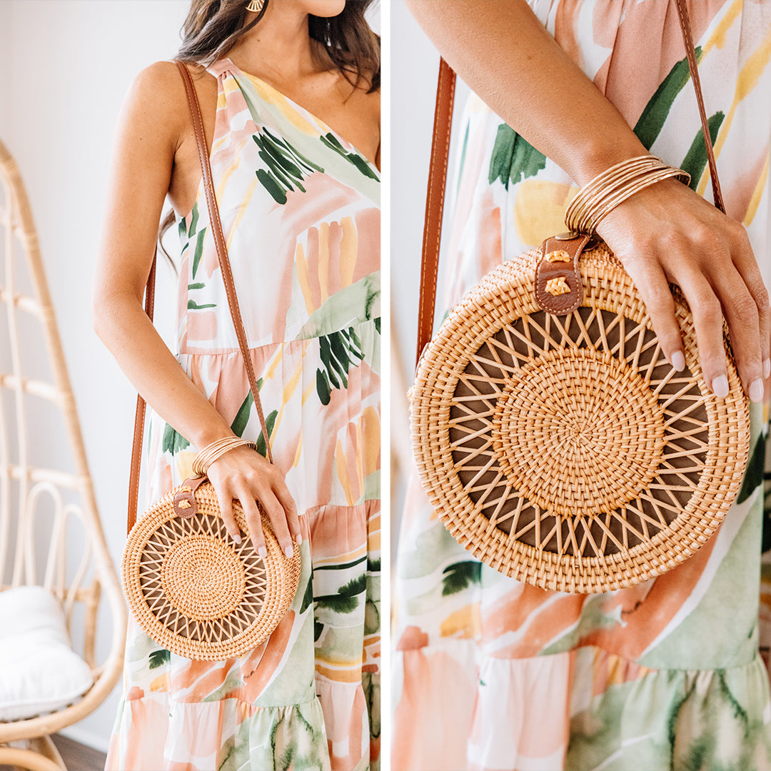 Gorgeous All In Favor Beige Brown Straw Purse