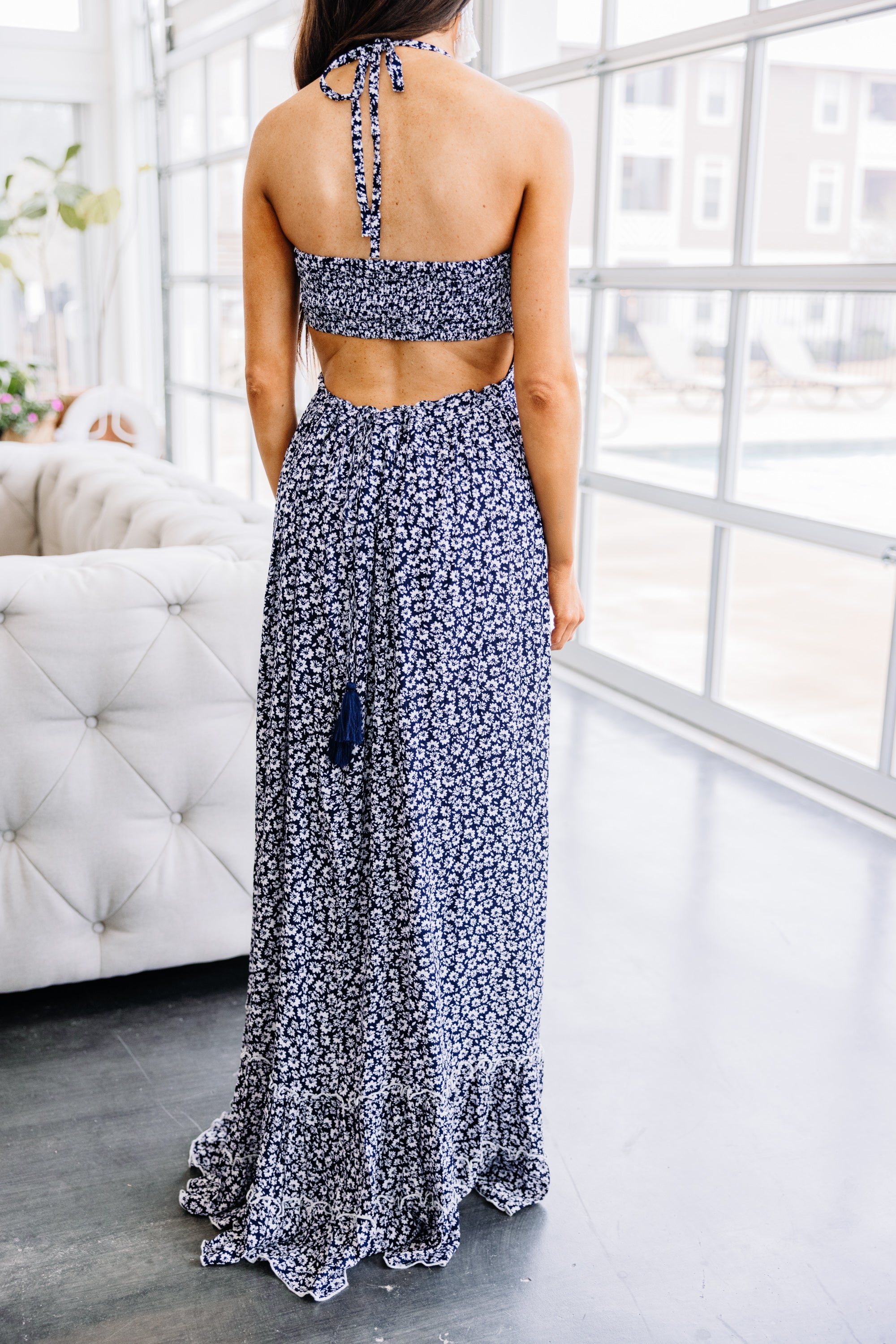 Endless Summer: Navy Blue Ditsy Floral Maxi Dress - Your Summer Must-Have!