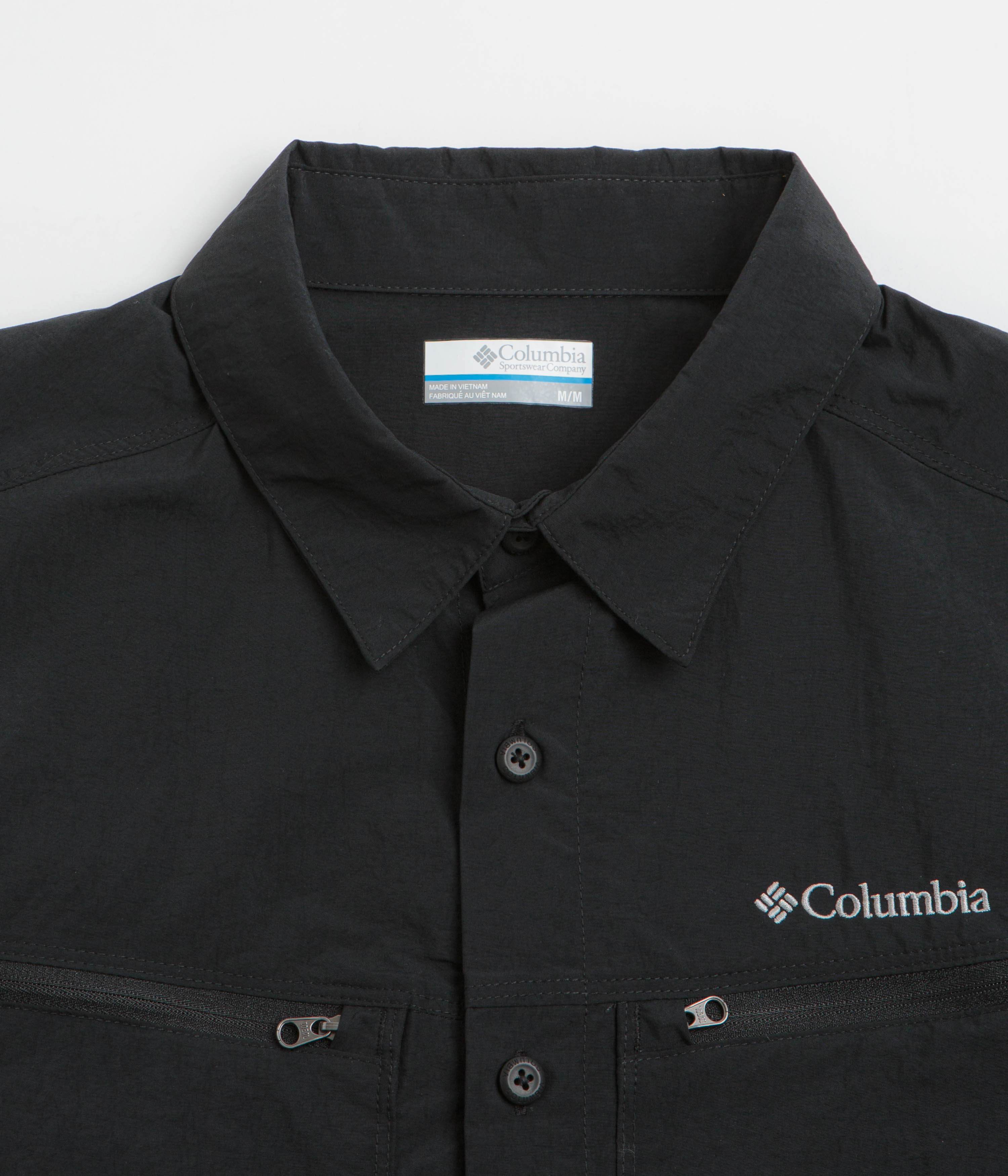Columbia Mountaindale Black Short Sleeve Shirt - A Must-Have for Outdoor Enthusiasts