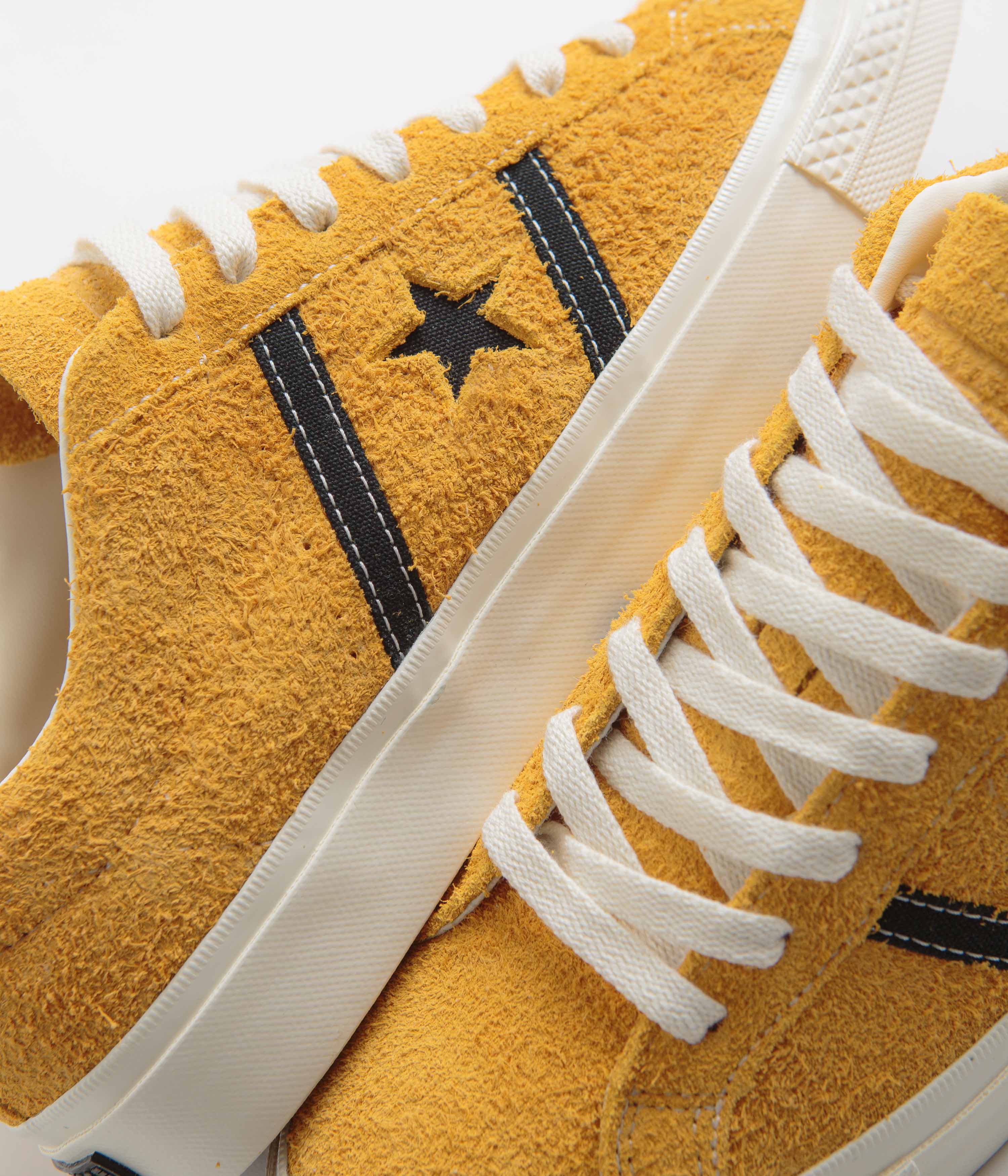 Converse One Star Academy Pro Shoes - Stunning Sunflower Gold / Bold Black / Pure Egret