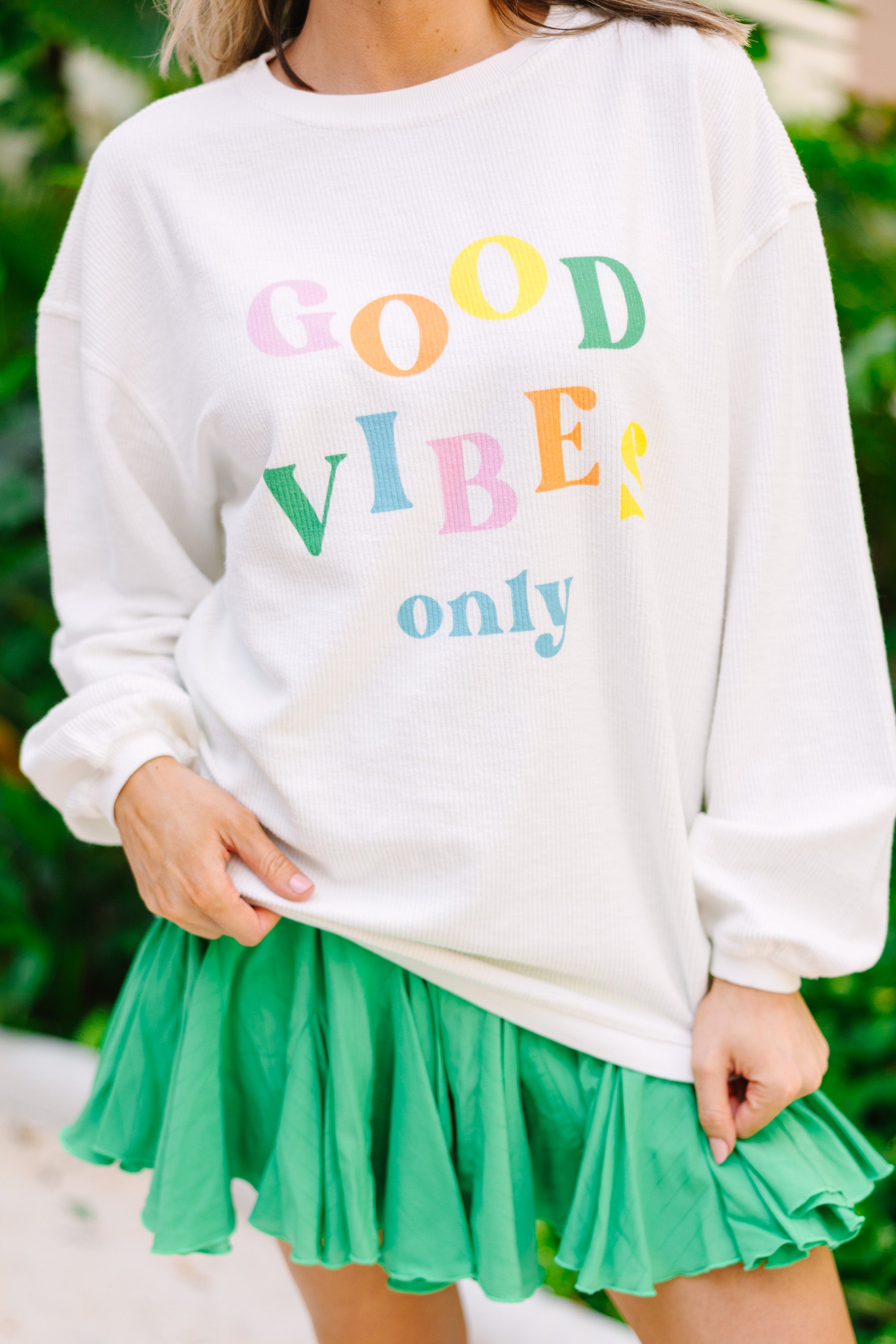 Good Vibes Only: White Graphic Corded Sweatshirt for a Trendy Season