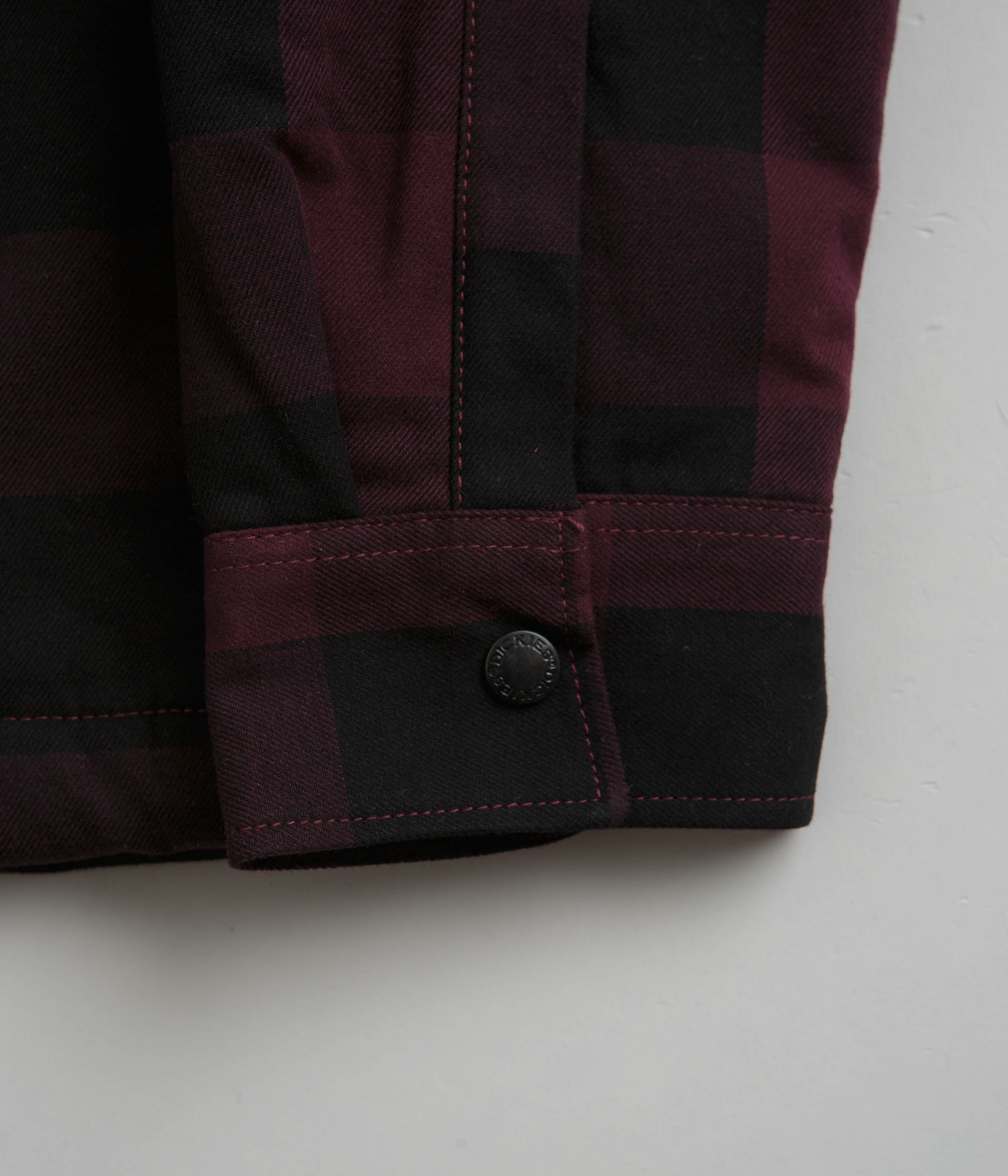 Dickies Maroon Sherpa Lined Sacramento Shirt - A Stylish and Comfortable Workwear Essential