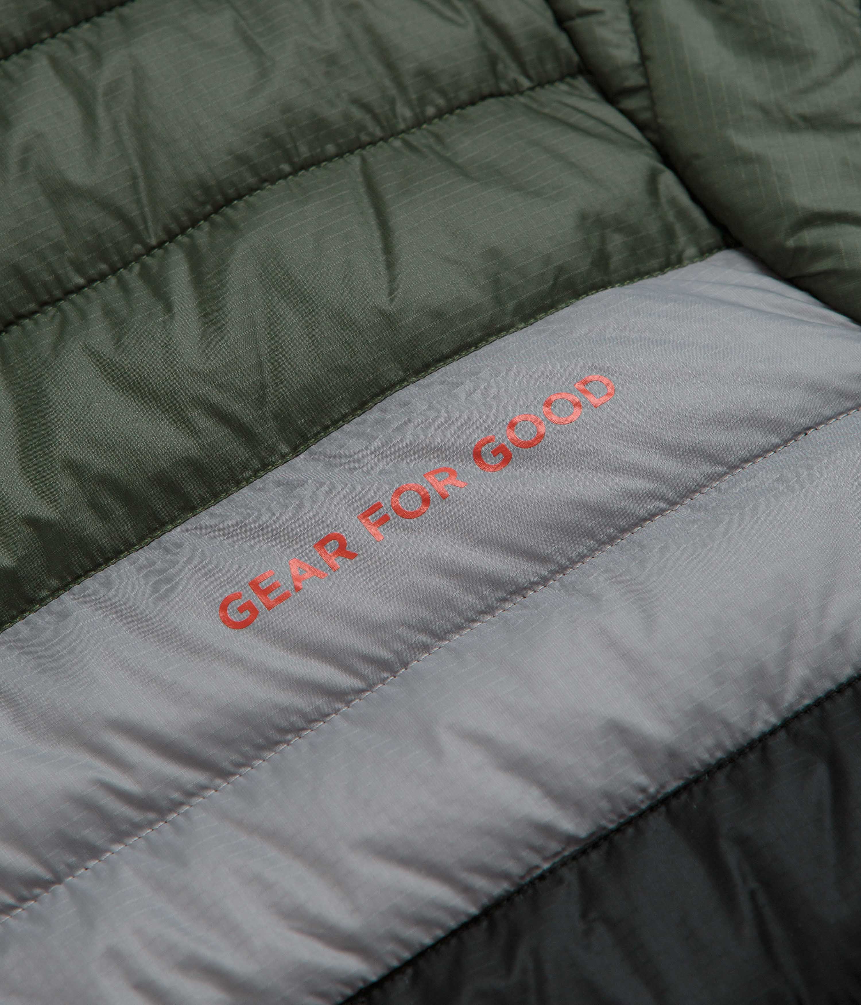 Cotopaxi Capa Insulated Hooded Jacket - Stunning Fatigue/Black Blend