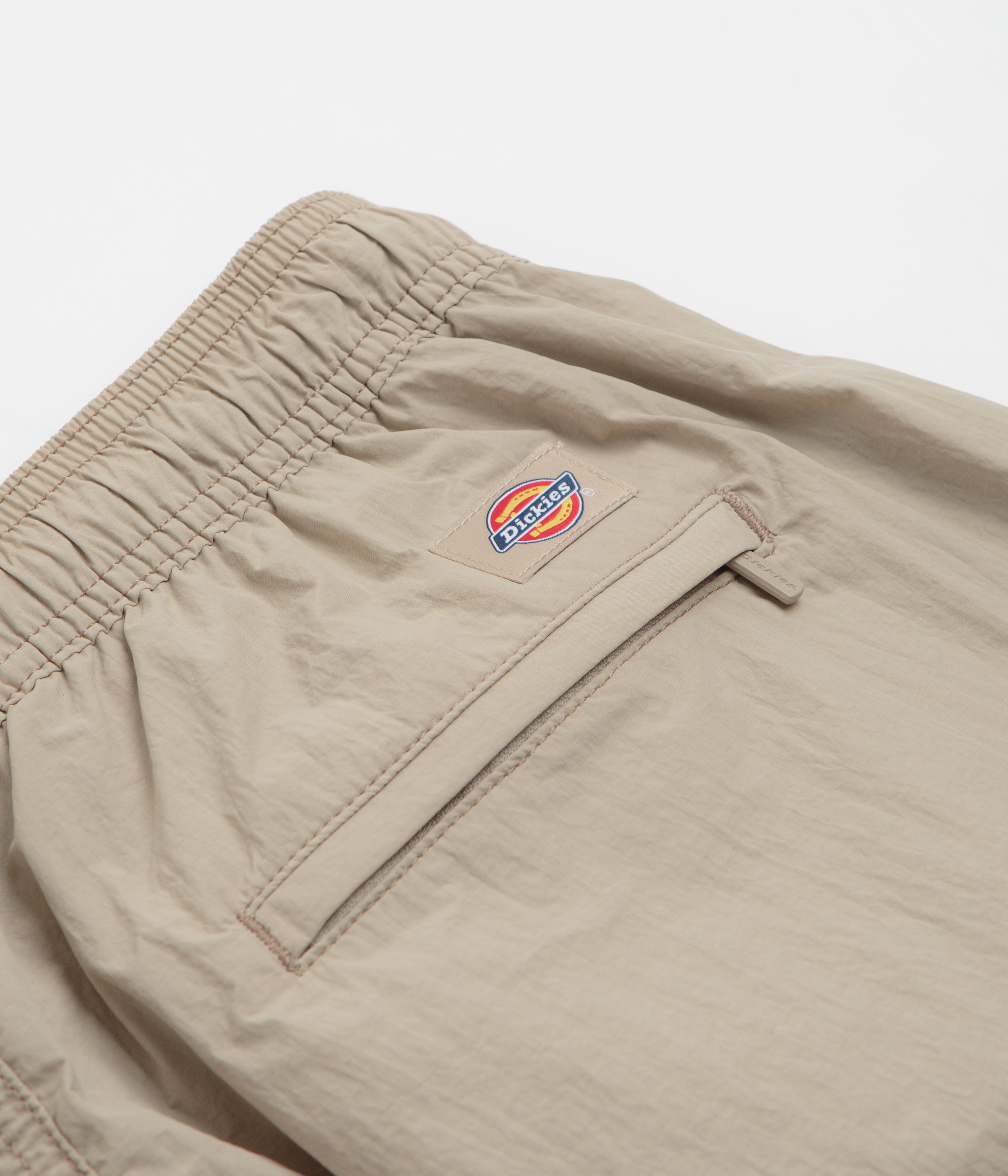 Dickies Jackson Sandstone Cargo Shorts - A Must-Have!