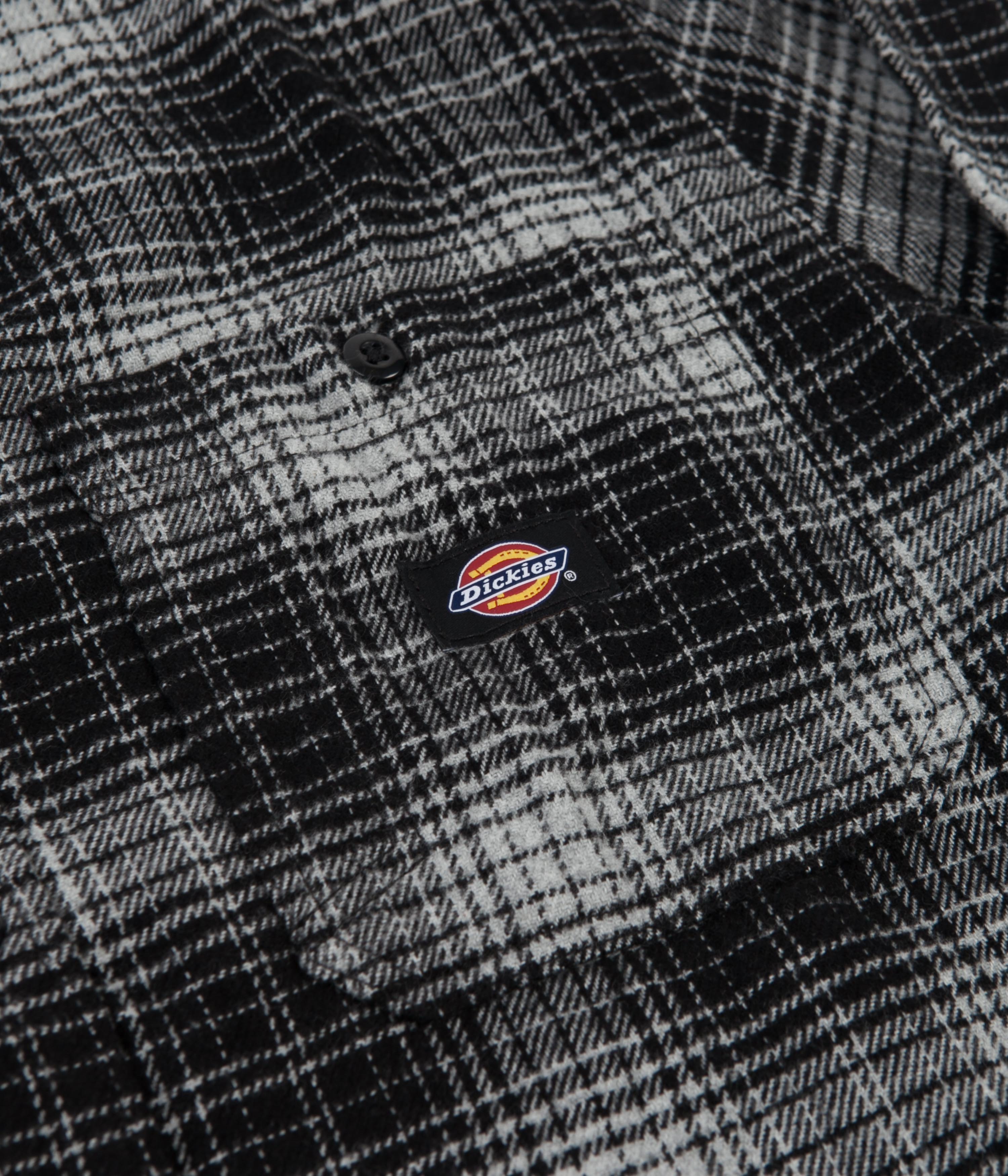 Dickies Evansville Shirt - Stylish Black Plaid