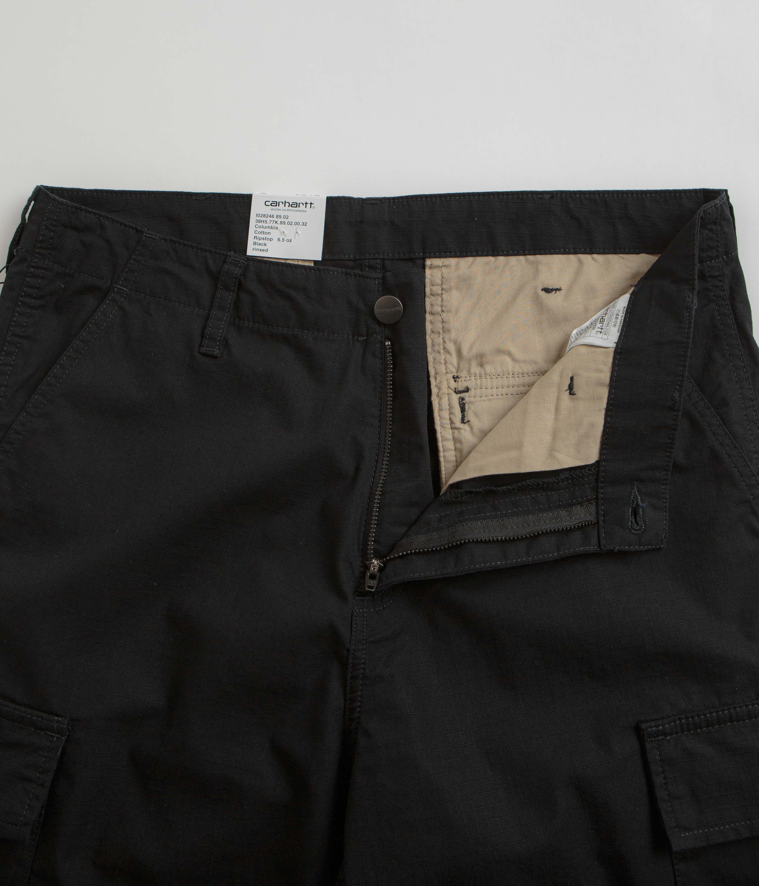 Carhartt Stylish Black Regular Cargo Shorts - A Must-Have!
