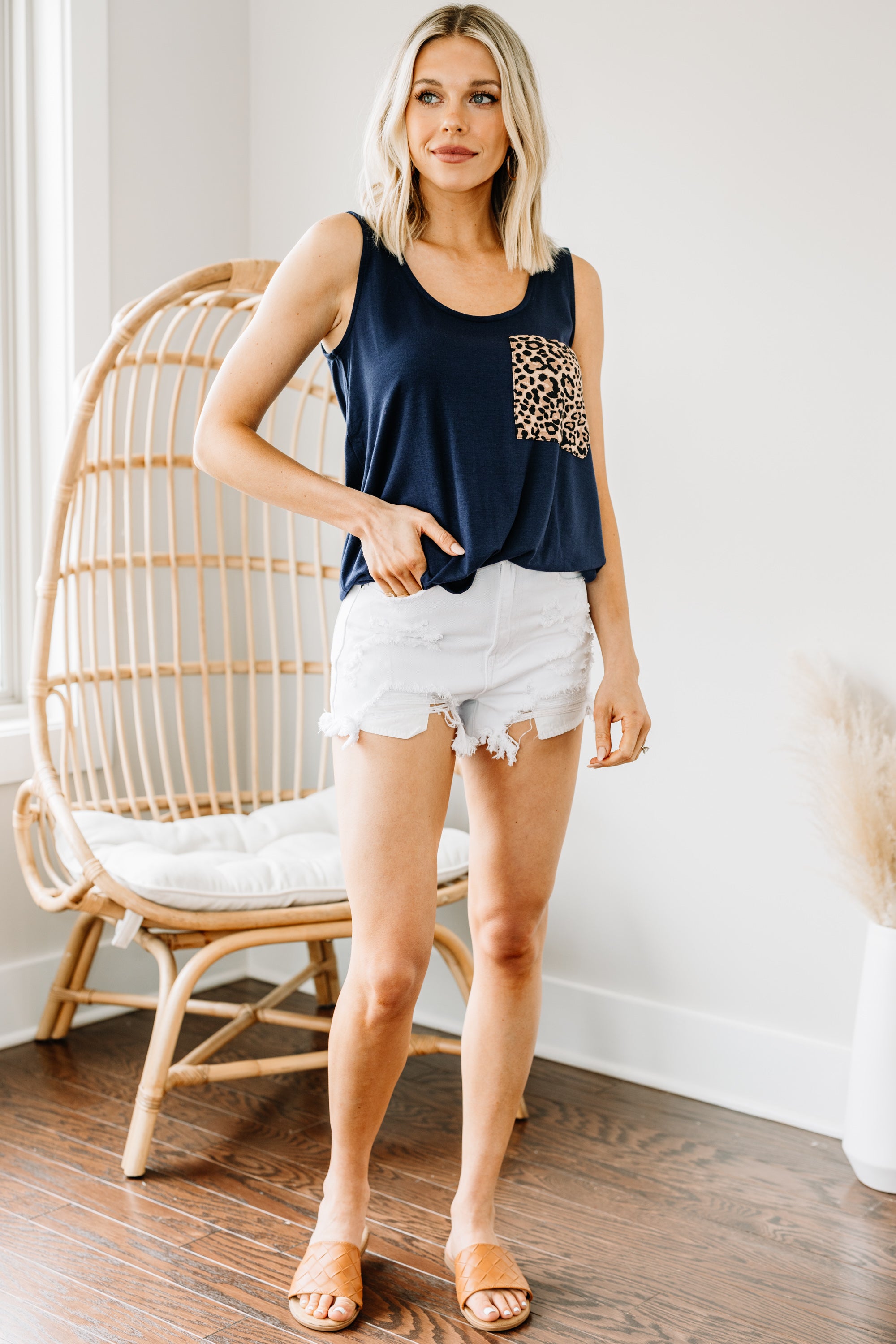 Stylish Navy Blue Leopard Pocket Summer Tank