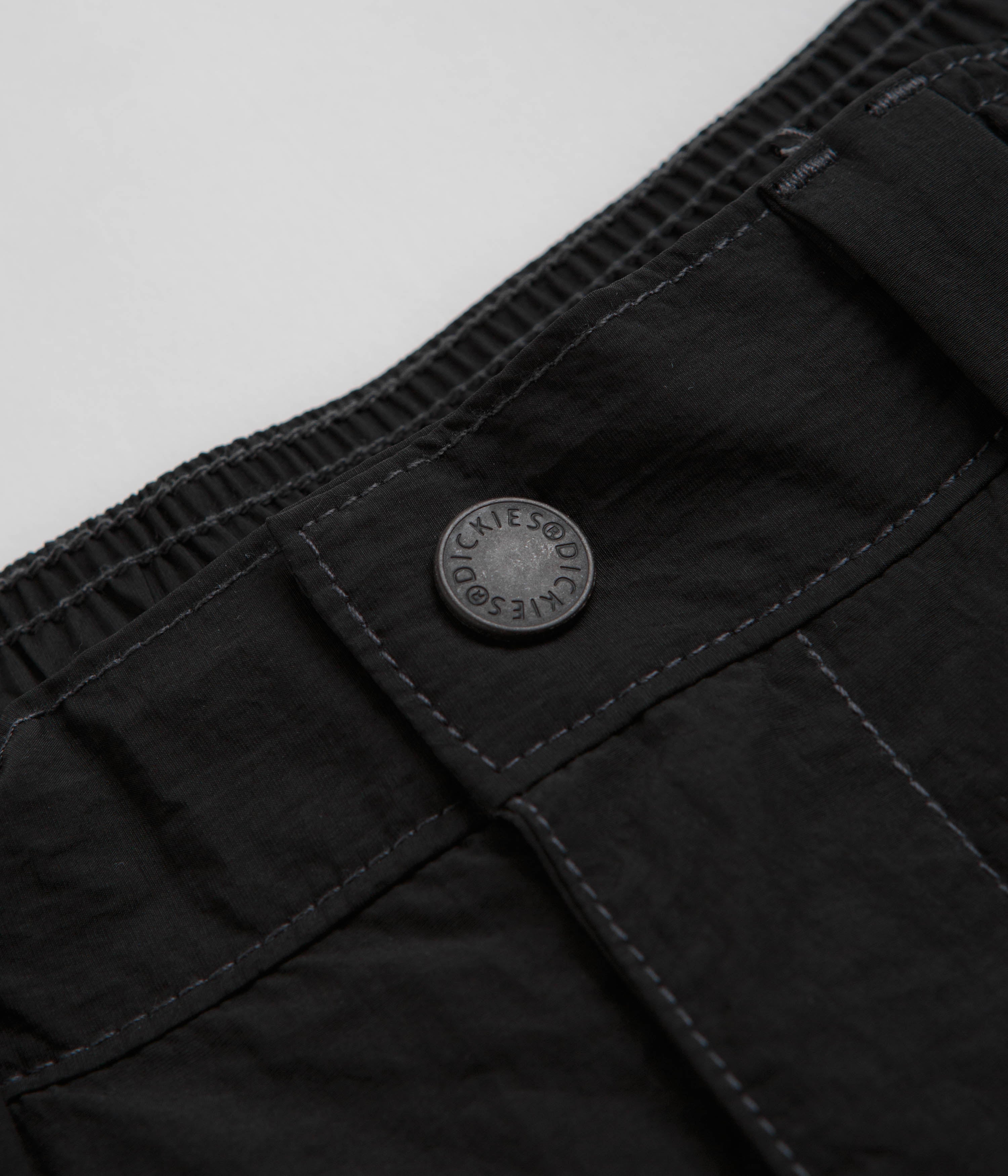 Dickies Jackson Black Cargo Shorts - Unleash Your Style!