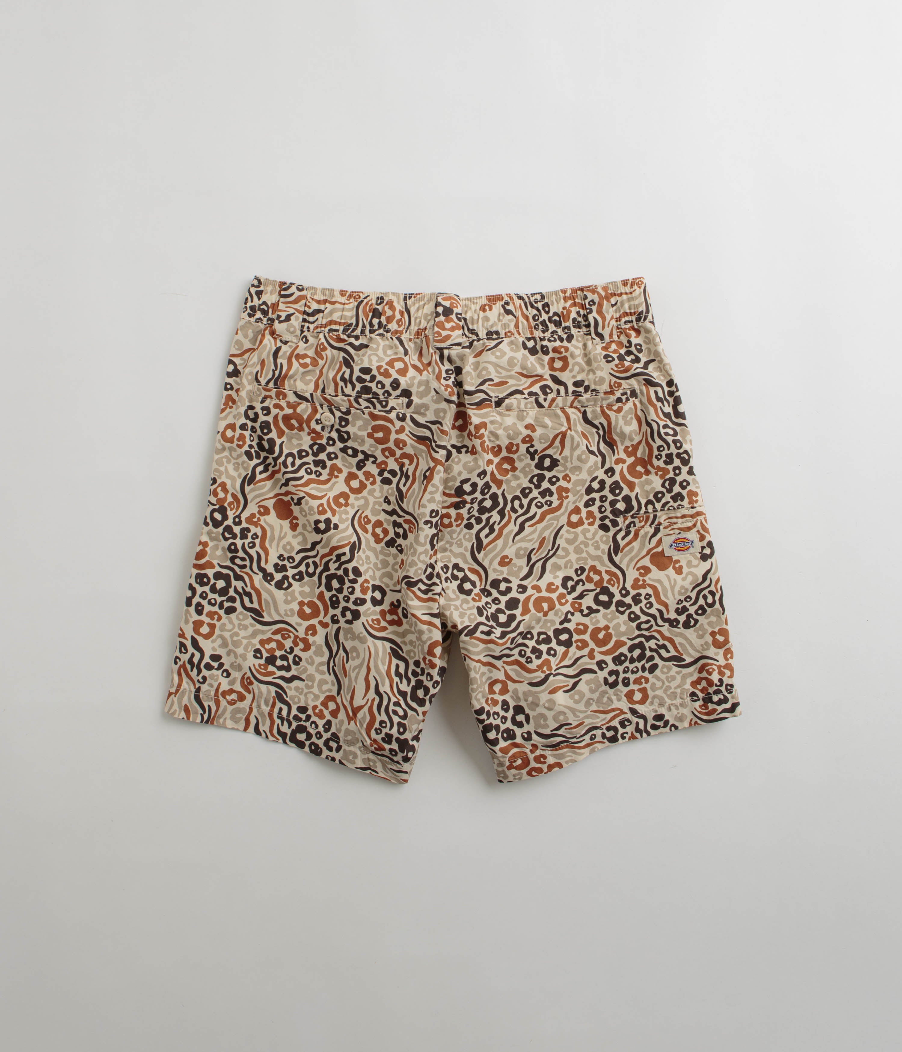 Dickies Saltville White Camo Shorts - Stylish and Practical