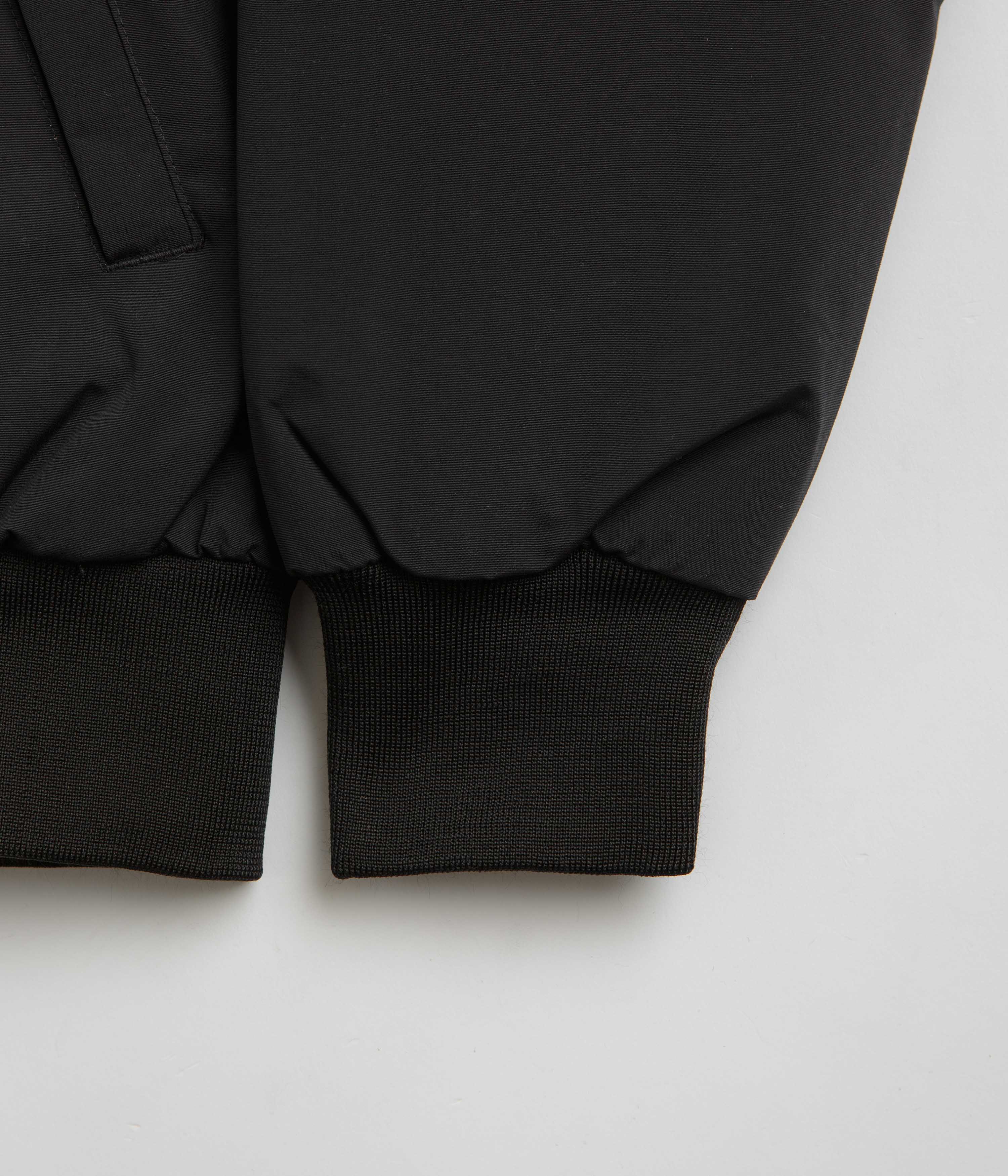 Carhartt Black/White Hooded Sail Jacket - A Timeless Classic